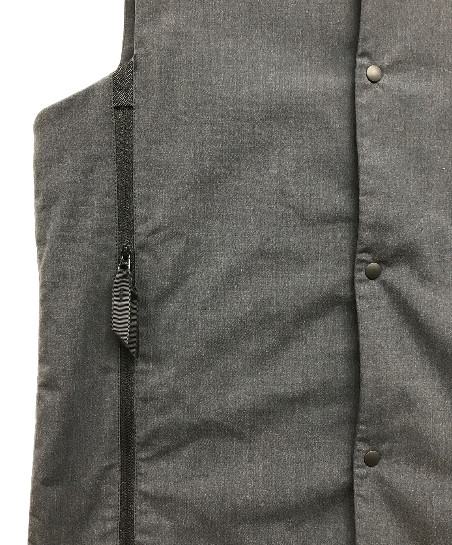 中古・古着通販】alk phenix (アルクフェニックス) Notch Vest グレー