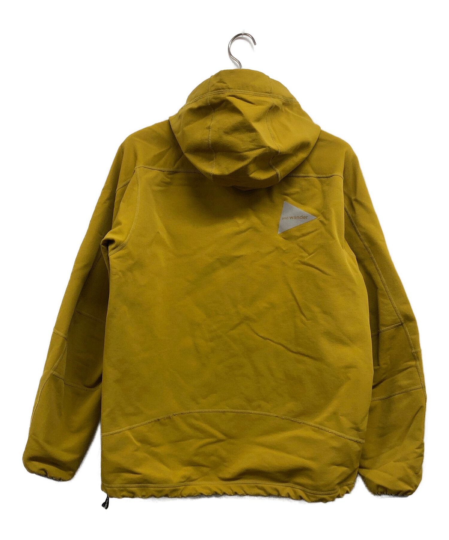 中古・古着通販】and wander (アンドワンダー) soft shell jacket