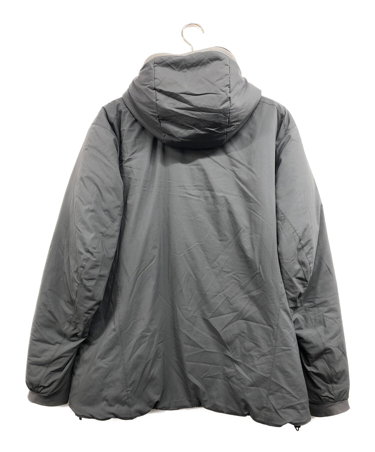 中古・古着通販】ARC'TERYX (アークテリクス) ATOM AR HOODY/アトム エーアール フーディ グレー  サイズ:XL｜ブランド・古着通販 トレファク公式【TREFAC FASHION】スマホサイト