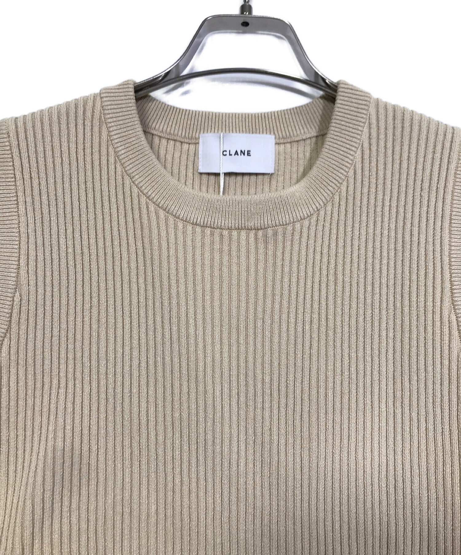 中古・古着通販】CLANE (クラネ) SLANT CUT NO SLEEVE KNIT TOPS