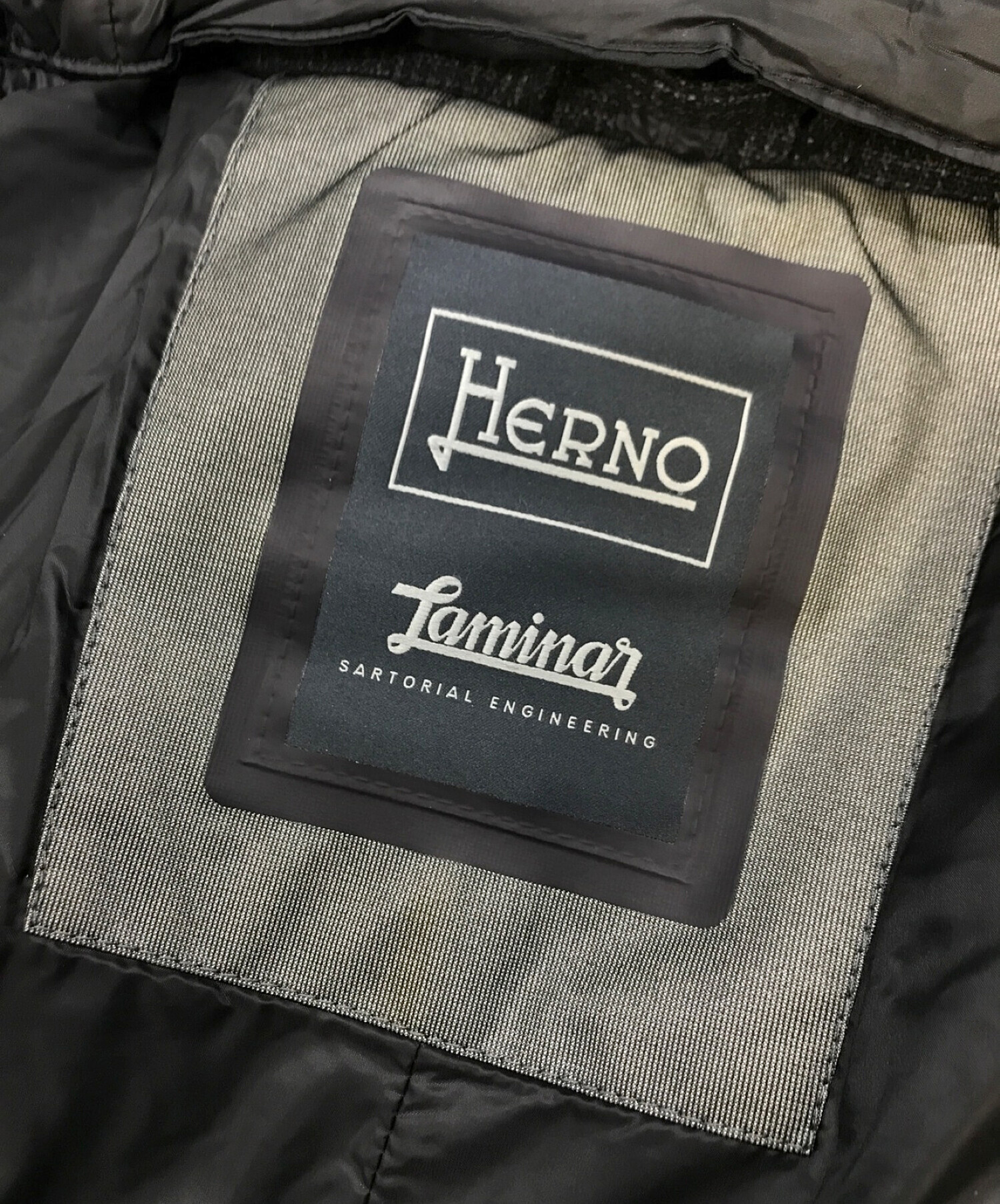 HERNO (ヘルノ) LAMINAR SARTORIAL ENGINEERING ブラック サイズ:46