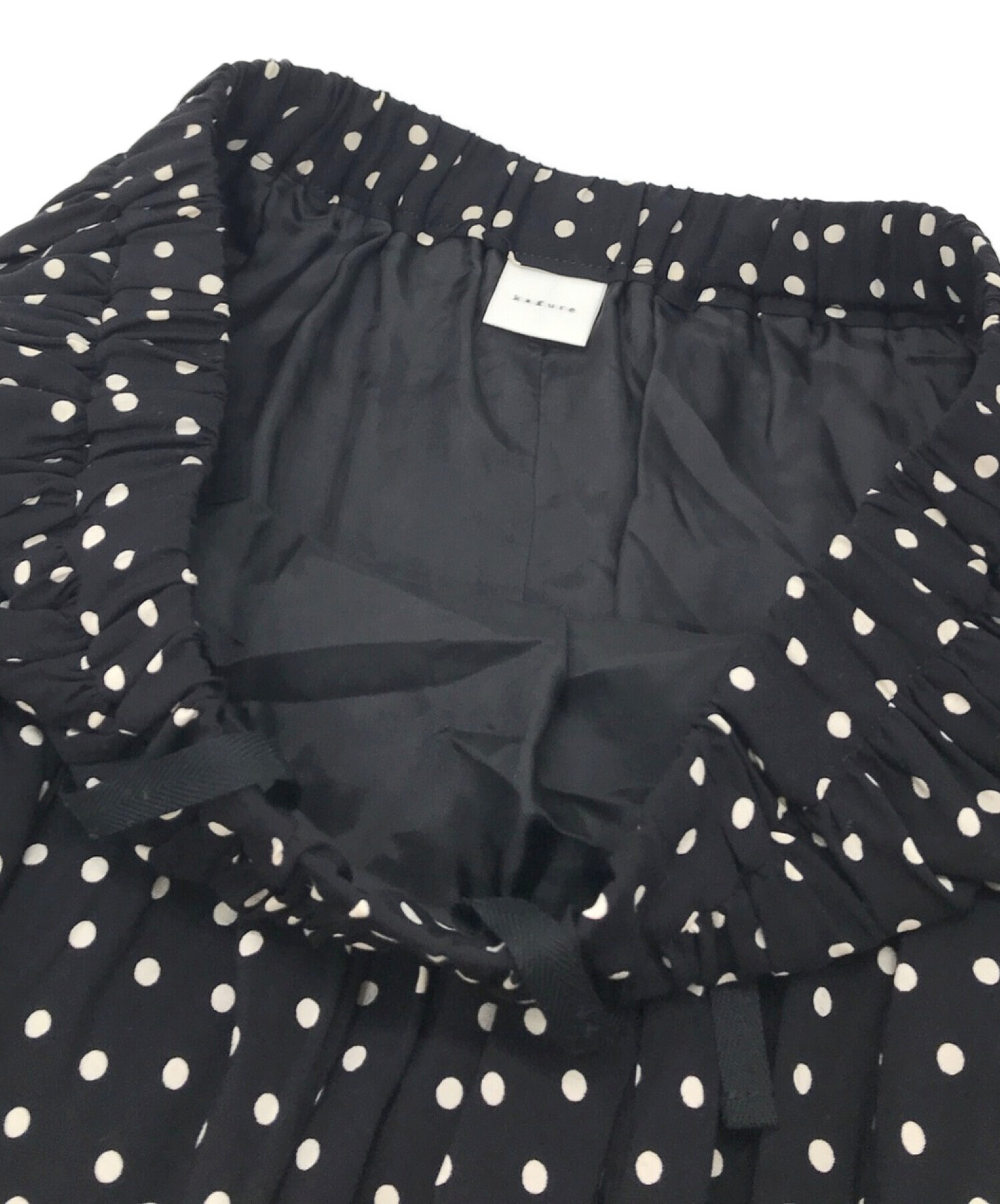 かぐれ (カグレ) ドットギャザースカート ホワイト×ブラック サイズ:FREE