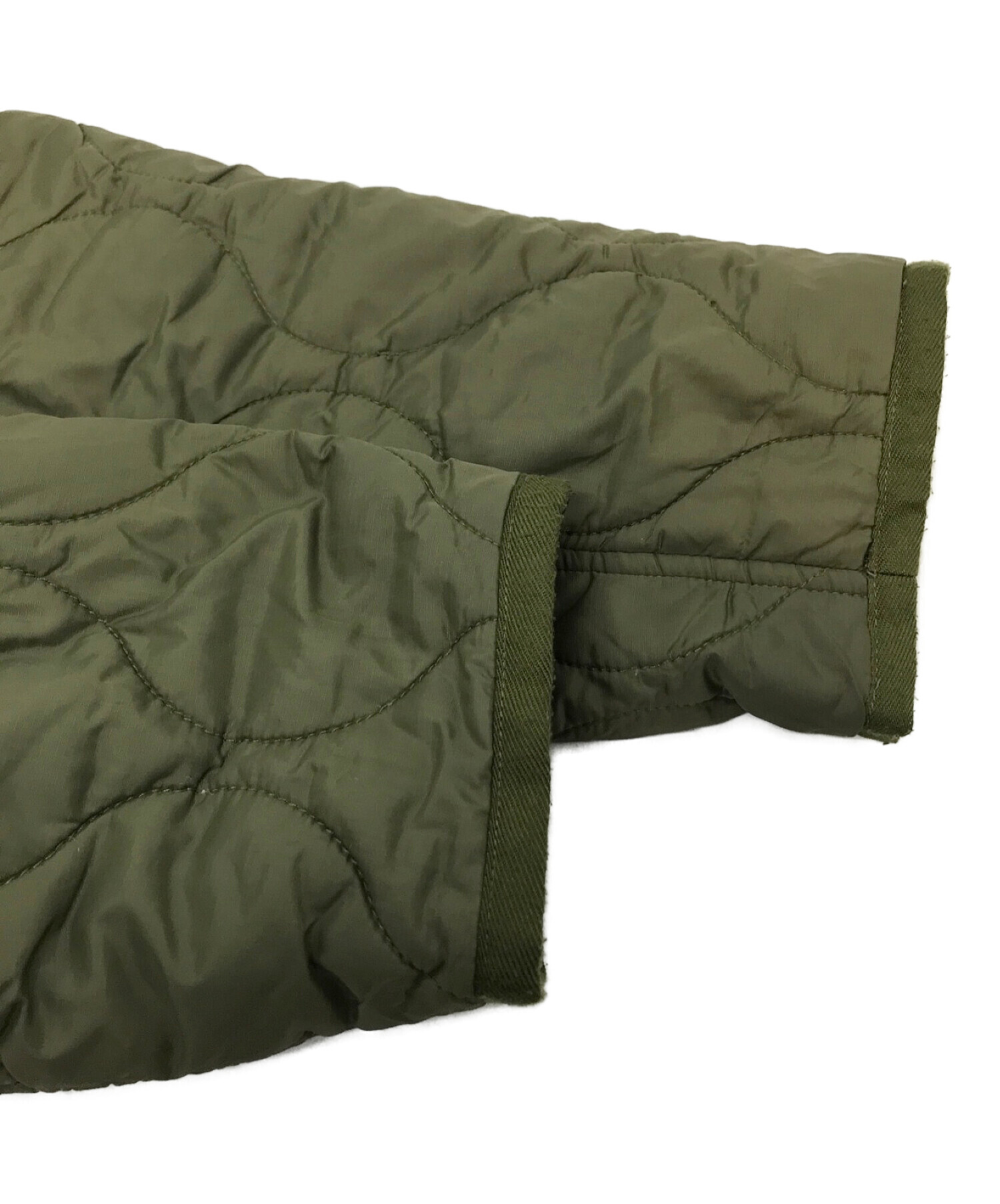 UNDEFEATED (アンディーフィーテッド) QUILTED JACKET/キルティングジャケット　JP20009 グリーン サイズ:XL