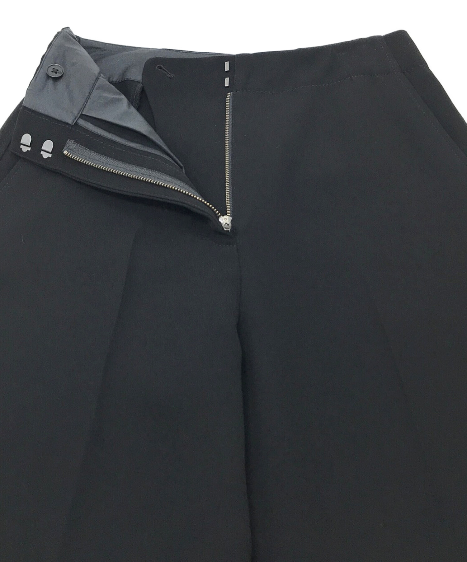 中古・古着通販】3.1 phillip lim (スリーワンフィリップリム) 裾ベルトストレートパンツ センタープレス ブラック｜ブランド・古着通販  トレファク公式【TREFAC FASHION】スマホサイト