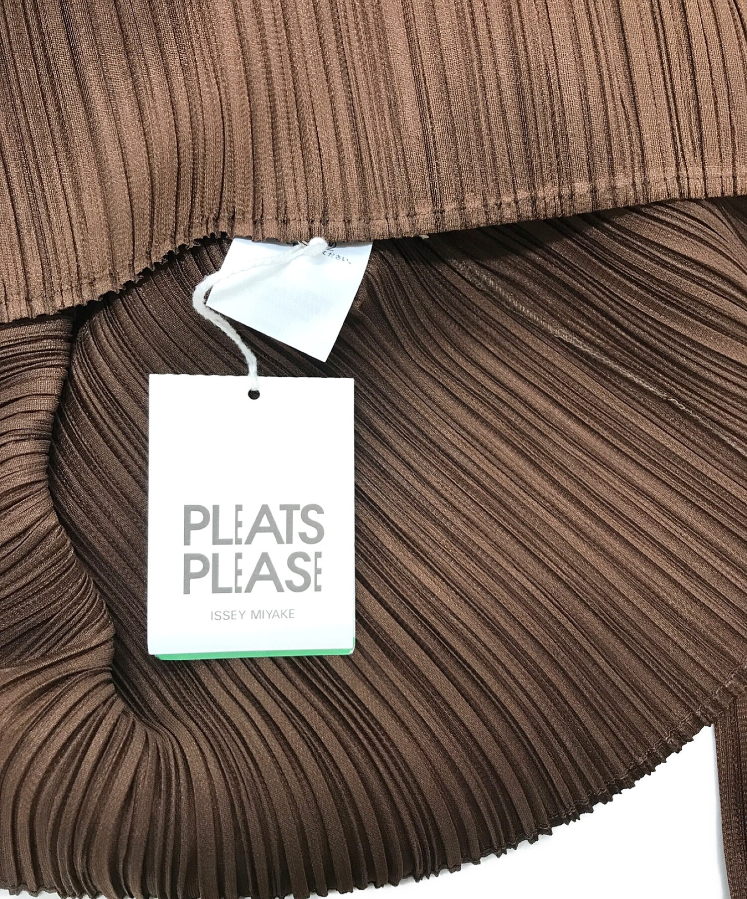 PLEATS PLEASE (プリーツプリーズ) PLEATS PLEASE　　フード切替プリーツカットソー　　PP33JK132/4 ブラウン  サイズ:4