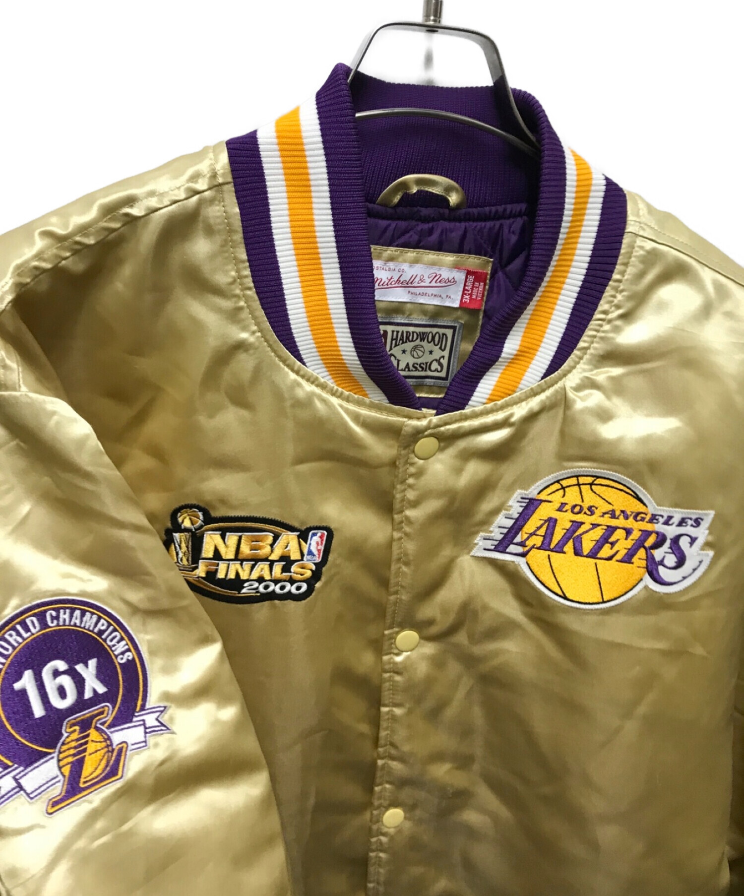 MITCHELL & NESS (ミッチェルアンドネス) チャンピオンシップゲームサテンスタジャン ゴールド サイズ:3XL