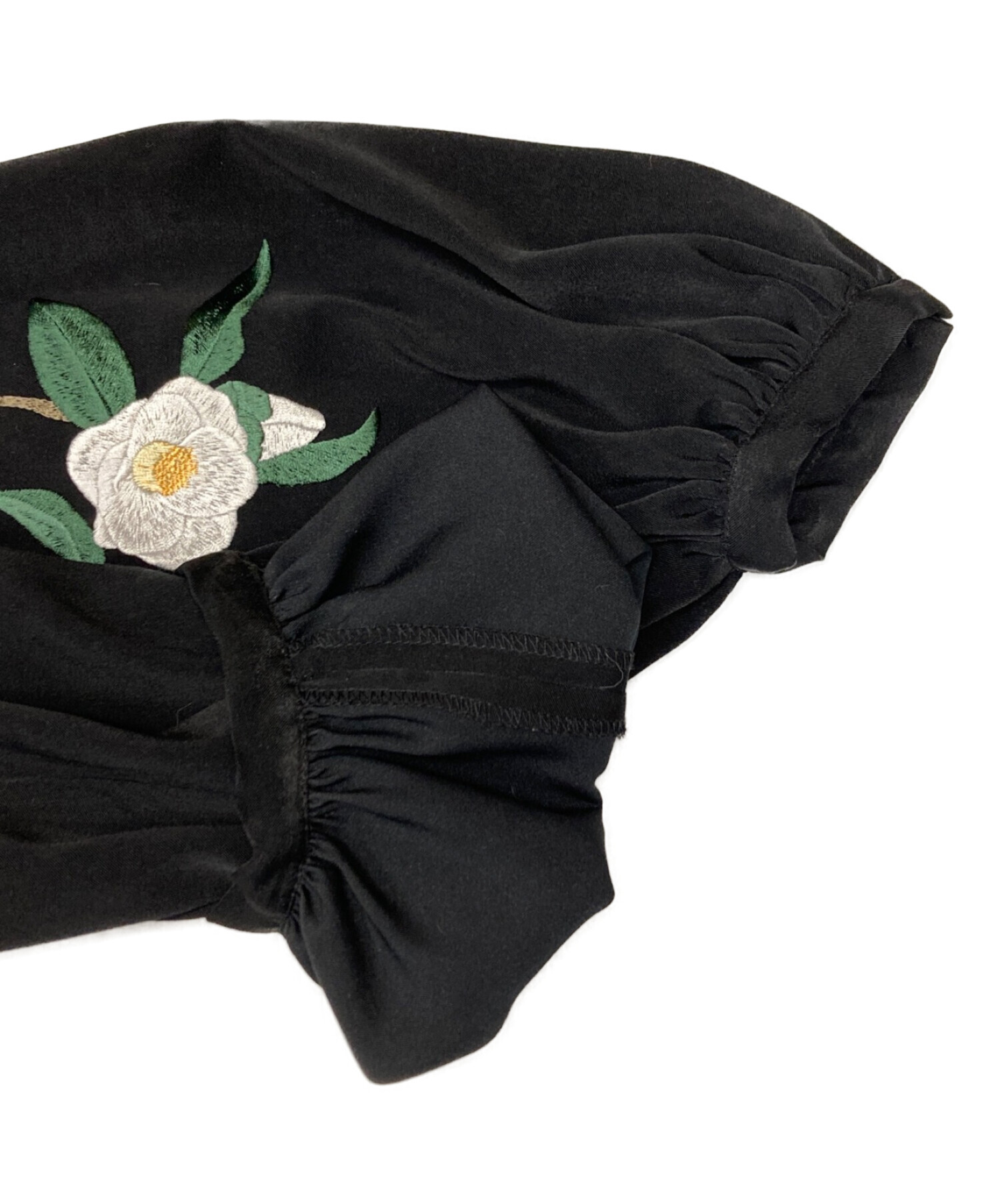 iCONOLOGY (イコノロジー) 花を着るワンピース白椿 ブラック サイズ:2