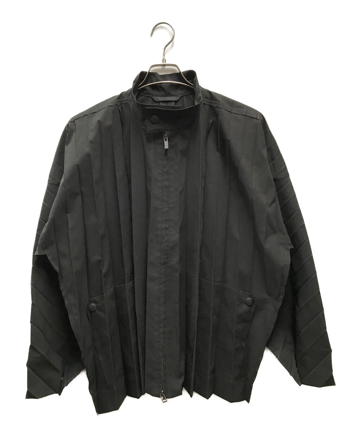 着用1〜2回は程度ですhomme plisse issey miyake エッジコート 黒 サイズ1