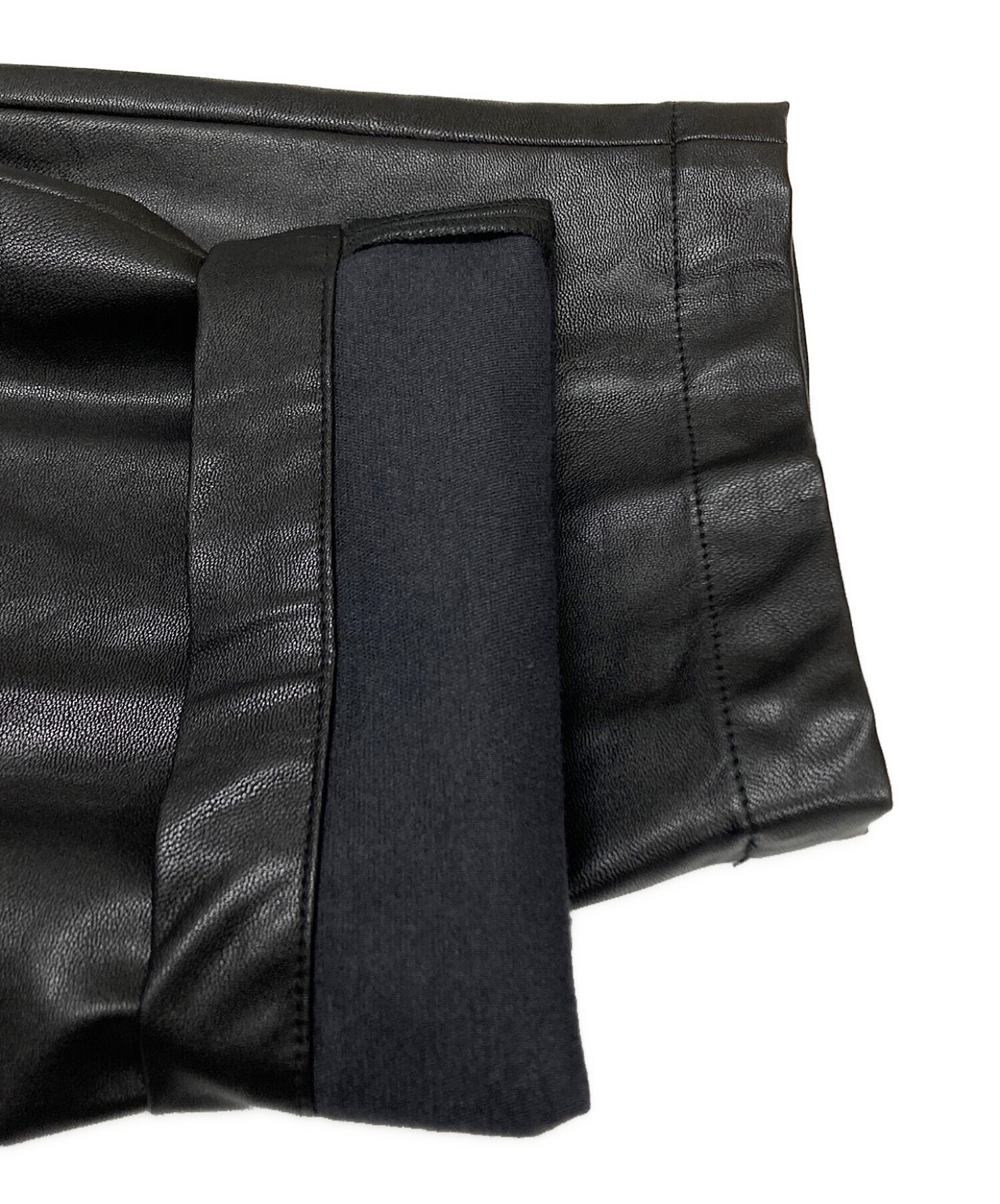 中古・古着通販】stein (シュタイン) FAKE LEATHER TROUSERS ブラック サイズ:S｜ブランド・古着通販  トレファク公式【TREFAC FASHION】スマホサイト