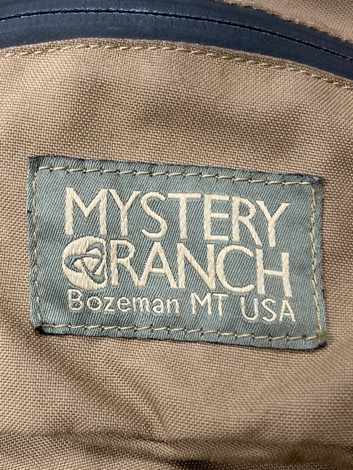 MYSTERY RANCH (ミステリーランチ) アウトサイダーショルダーバッグ ベージュ