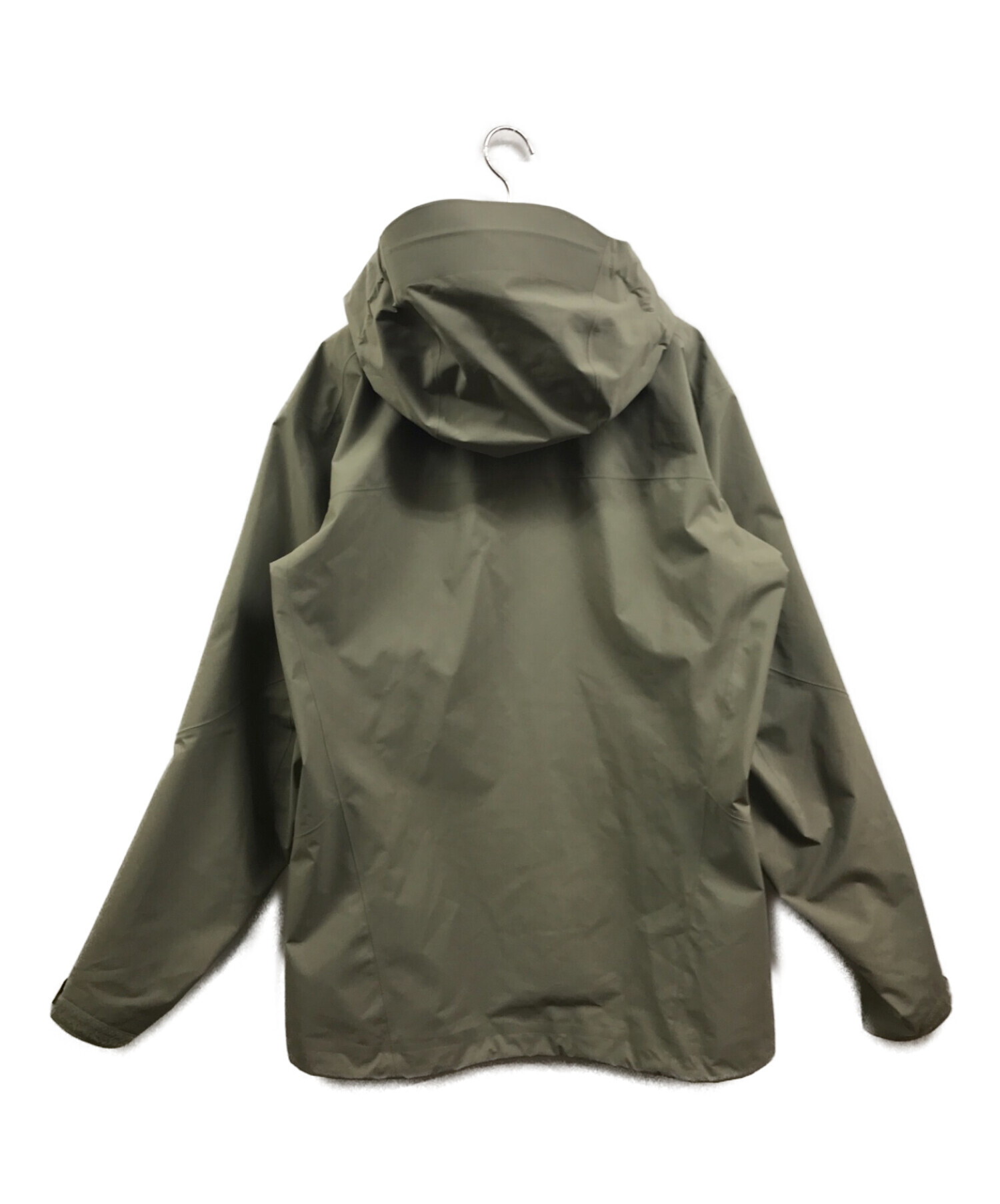 ARC'TERYX (アークテリクス) BETA SV JACKET ベージュ サイズ:M