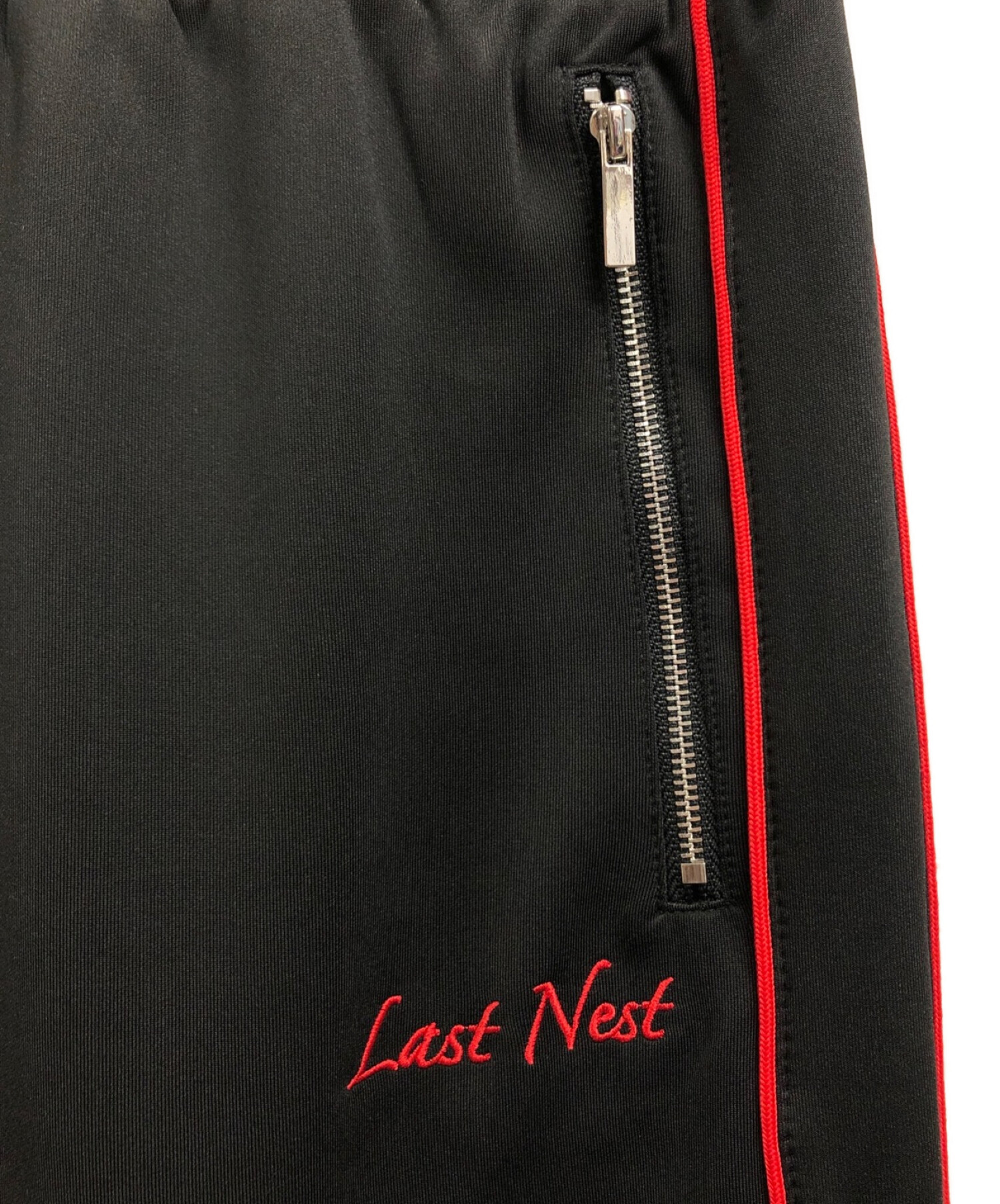 LAST NEST (ラストネスト) EMBROIDERED TRACK PANTS ブラック サイズ:M 未使用品