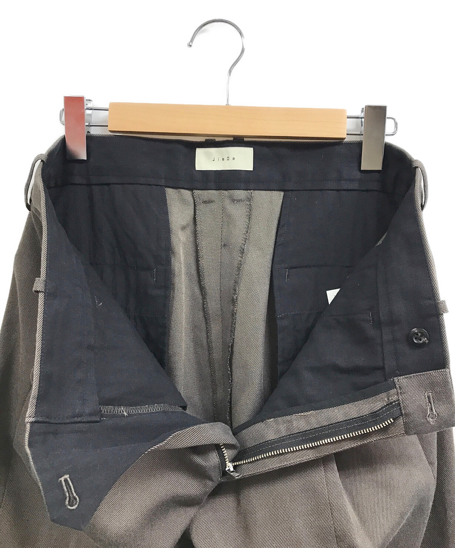 中古・古着通販】jieda (ジエダ) SWITCHING TUCK SLACKS ブラウン