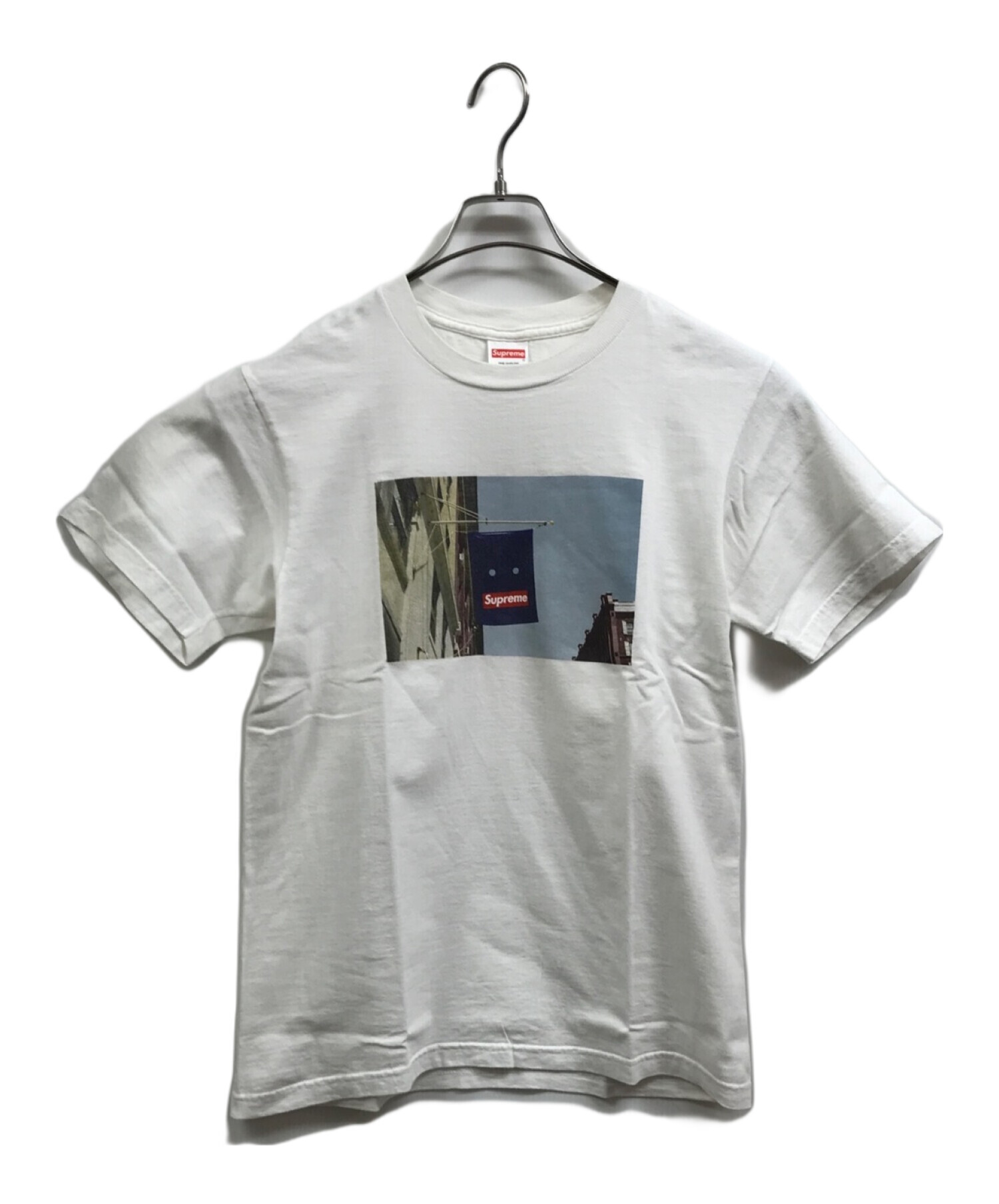 驚き価格Supreme Banner Tee 黒S Tシャツ/カットソー(半袖/袖なし)
