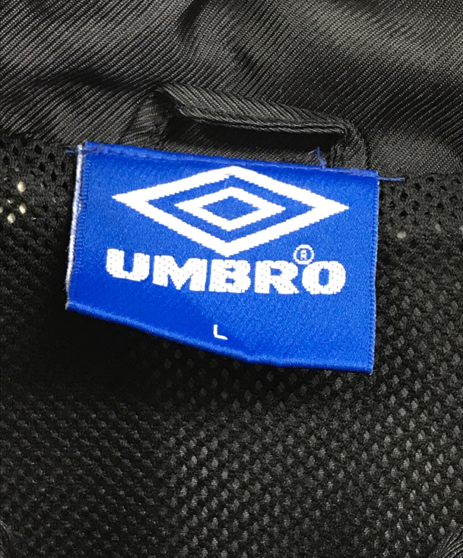 中古・古着通販】UMBRO (アンブロ) Manchester United (マンチェスターユナイテッド) 90`s ナイロンジャケット  ブラック×レッド サイズ:L｜ブランド・古着通販 トレファク公式【TREFAC FASHION】スマホサイト