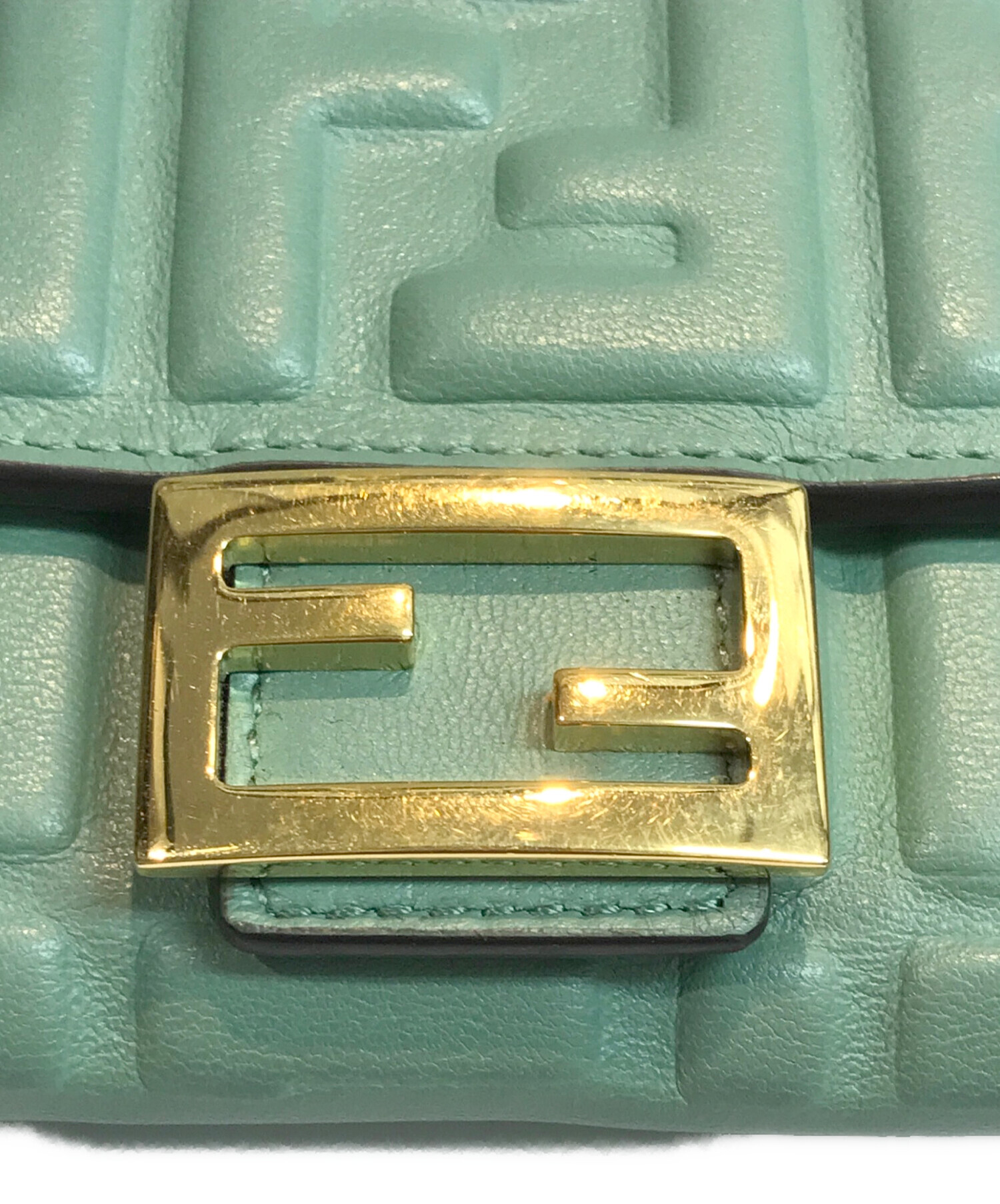 FENDI (フェンディ) コンチネンタルウォレット グリーン