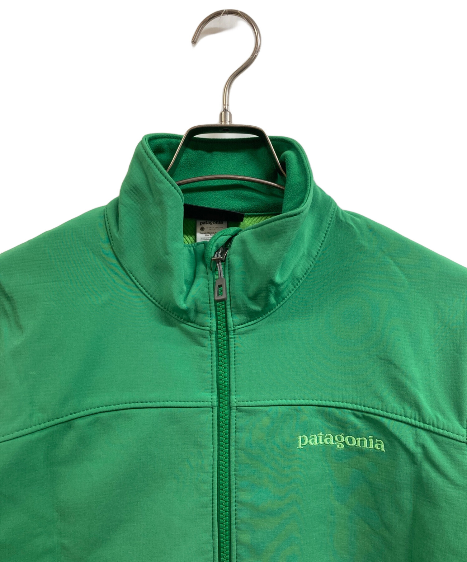 中古・古着通販】Patagonia (パタゴニア) ソフトシェル アズ ジャケット グリーン サイズ:XS｜ブランド・古着通販  トレファク公式【TREFAC FASHION】スマホサイト