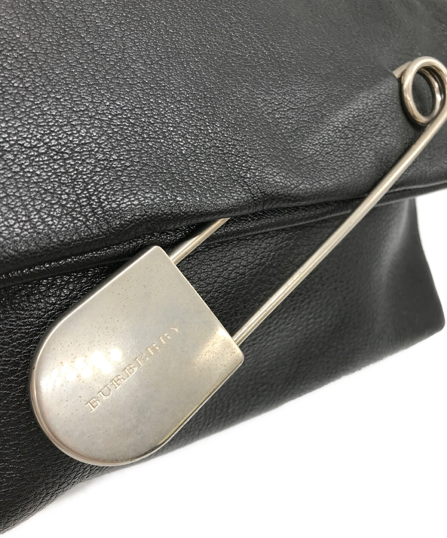 中古・古着通販】BURBERRY (バーバリー) ピンフォールドレザークラッチ