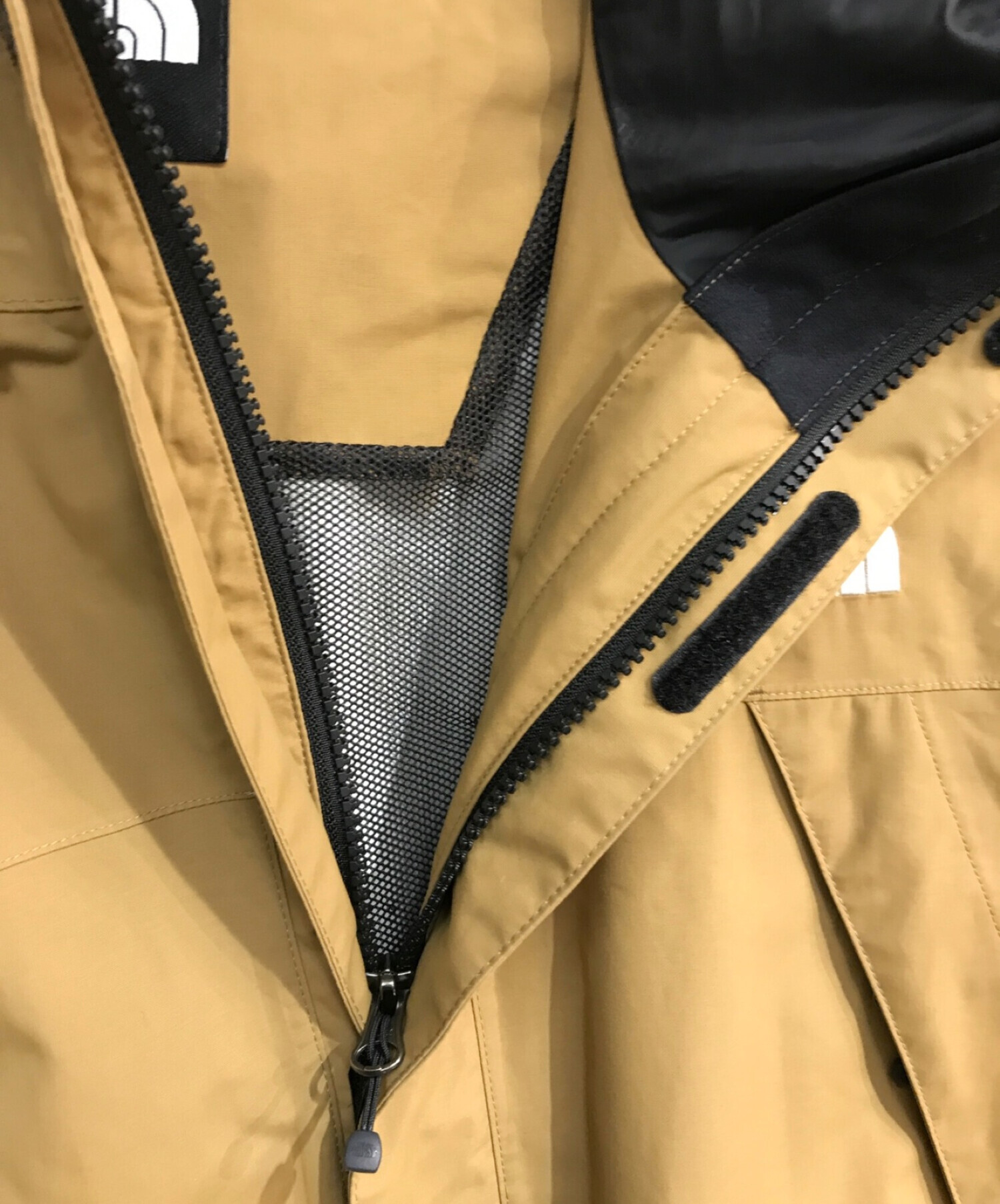 THE NORTH FACE (ザ ノース フェイス) SCOOP JACKET　NP61940　スクープジャケット  ユーティリティブラウン(ベージュ) サイズ:M