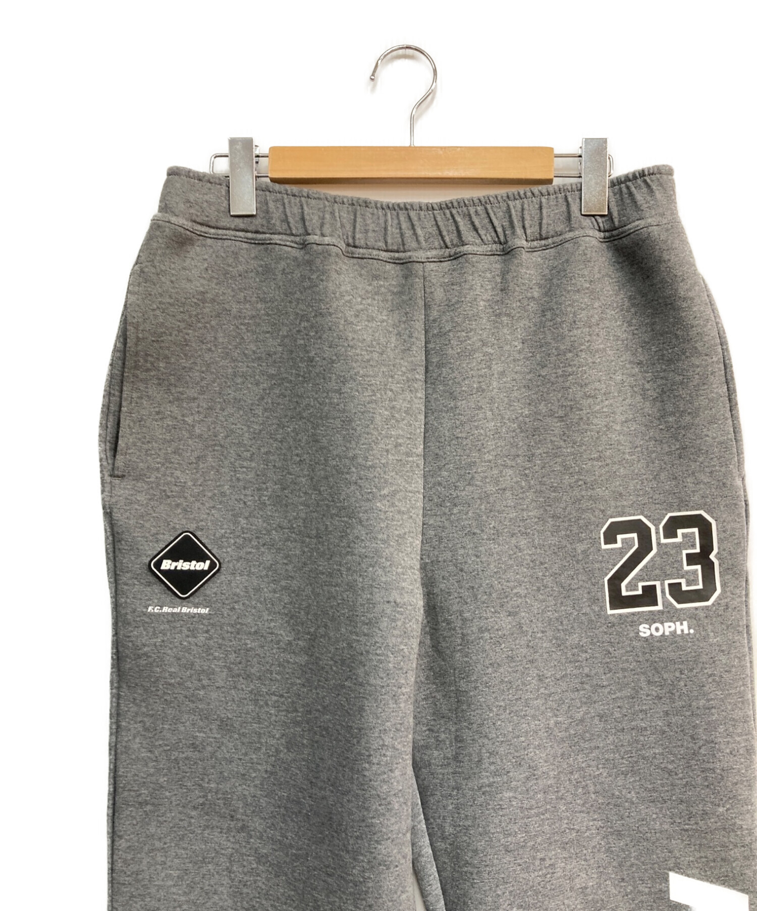 F.C.R.B. (エフシーレアルブリストル) SOPH. TOKYO 23 TECH SWEAT PANTS グレー サイズ:M