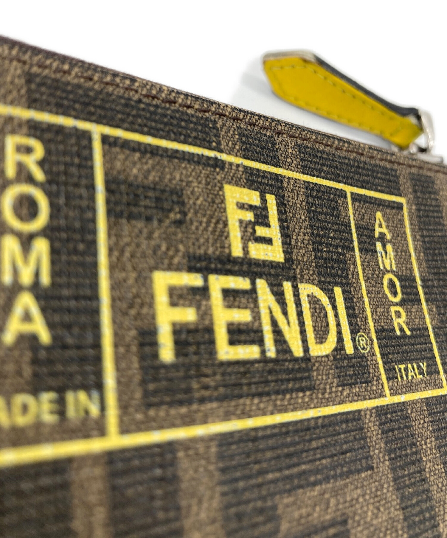 FENDI (フェンディ) ズッカ柄カードケース　7M0227 A7SB 199-1835 ブラウン