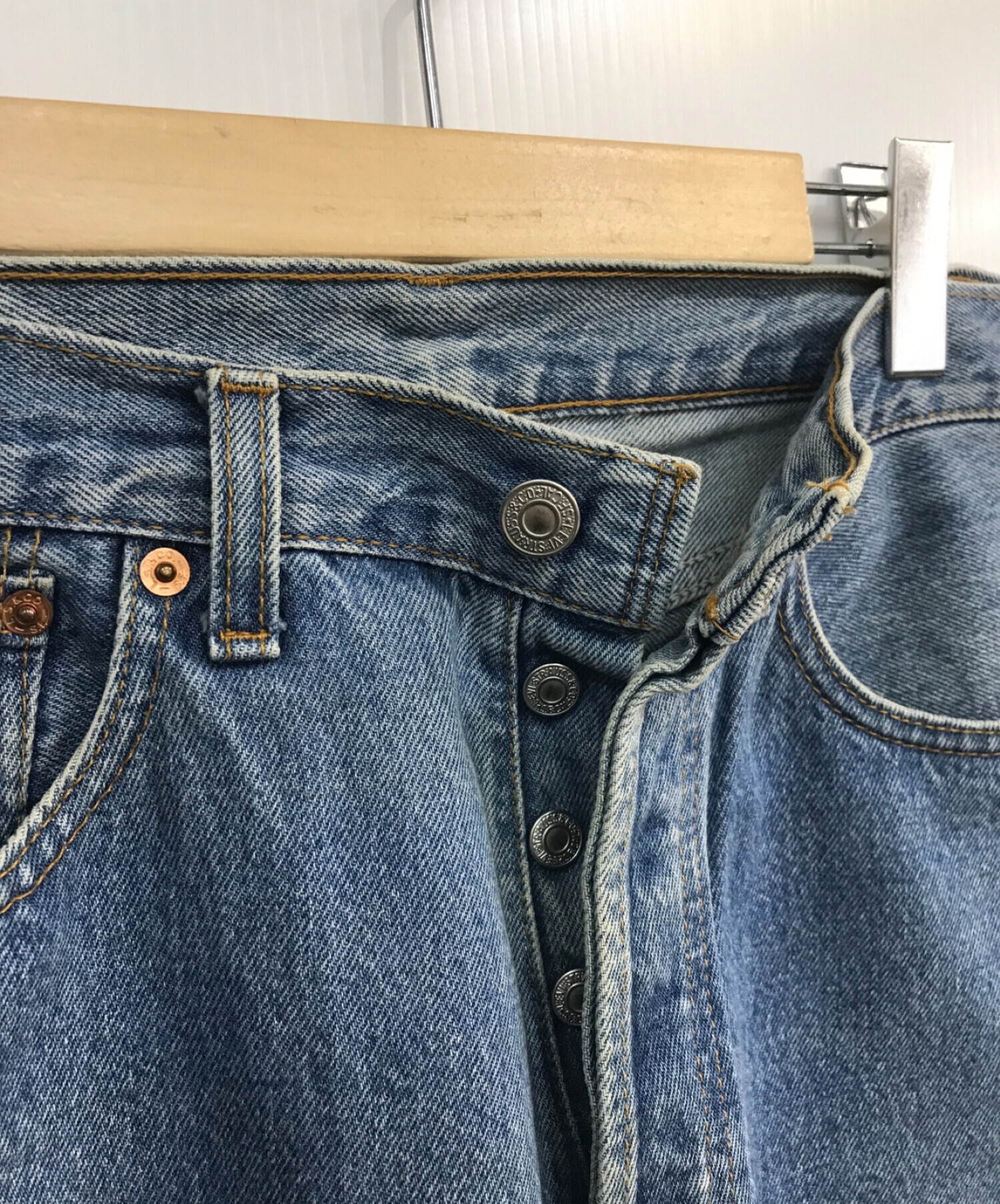 LEVI'S (リーバイス) 501デニムパンツ　MADE IN U.K. ボタン裏311 EURO LEVI'S　W32×L32 インディゴ  サイズ:W32×L32