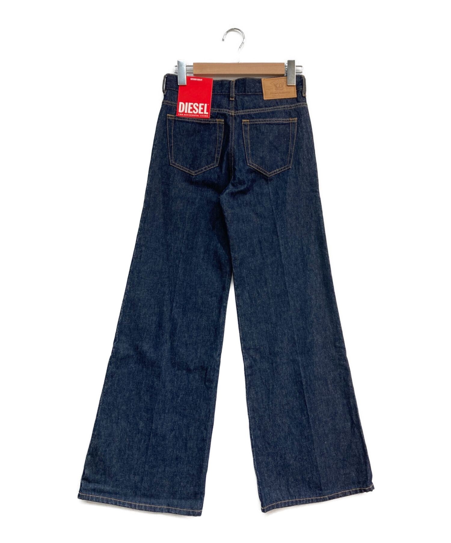DIESEL (ディーゼル) Bootcut And Flare Jeans 1978　A03624 D-Akemi　フレアデニムパンツ インディゴ  サイズ:W24