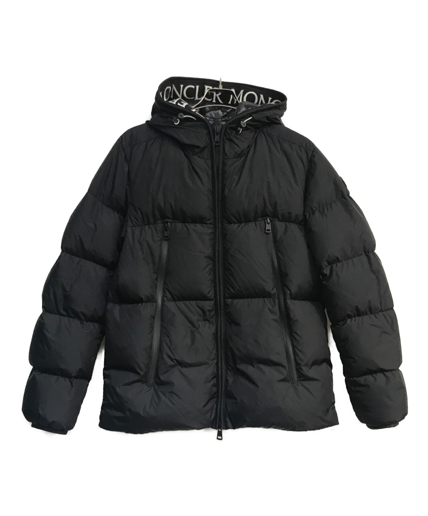 MONCLER (モンクレール) MONTCLA ダウンジャケット　E20914194385 C0300 ブラック サイズ:3