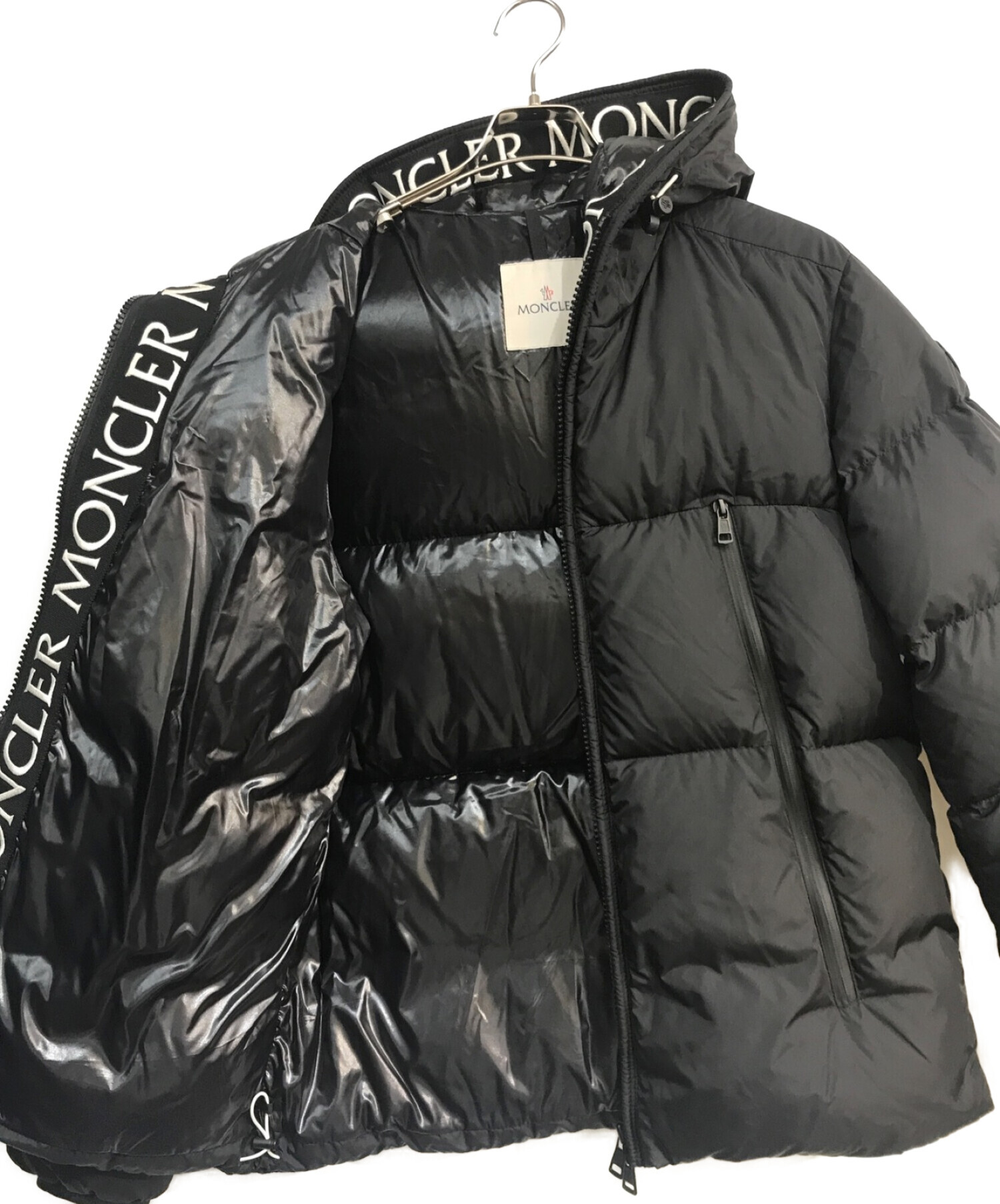 MONCLER (モンクレール) MONTCLA ダウンジャケット　E20914194385 C0300 ブラック サイズ:3