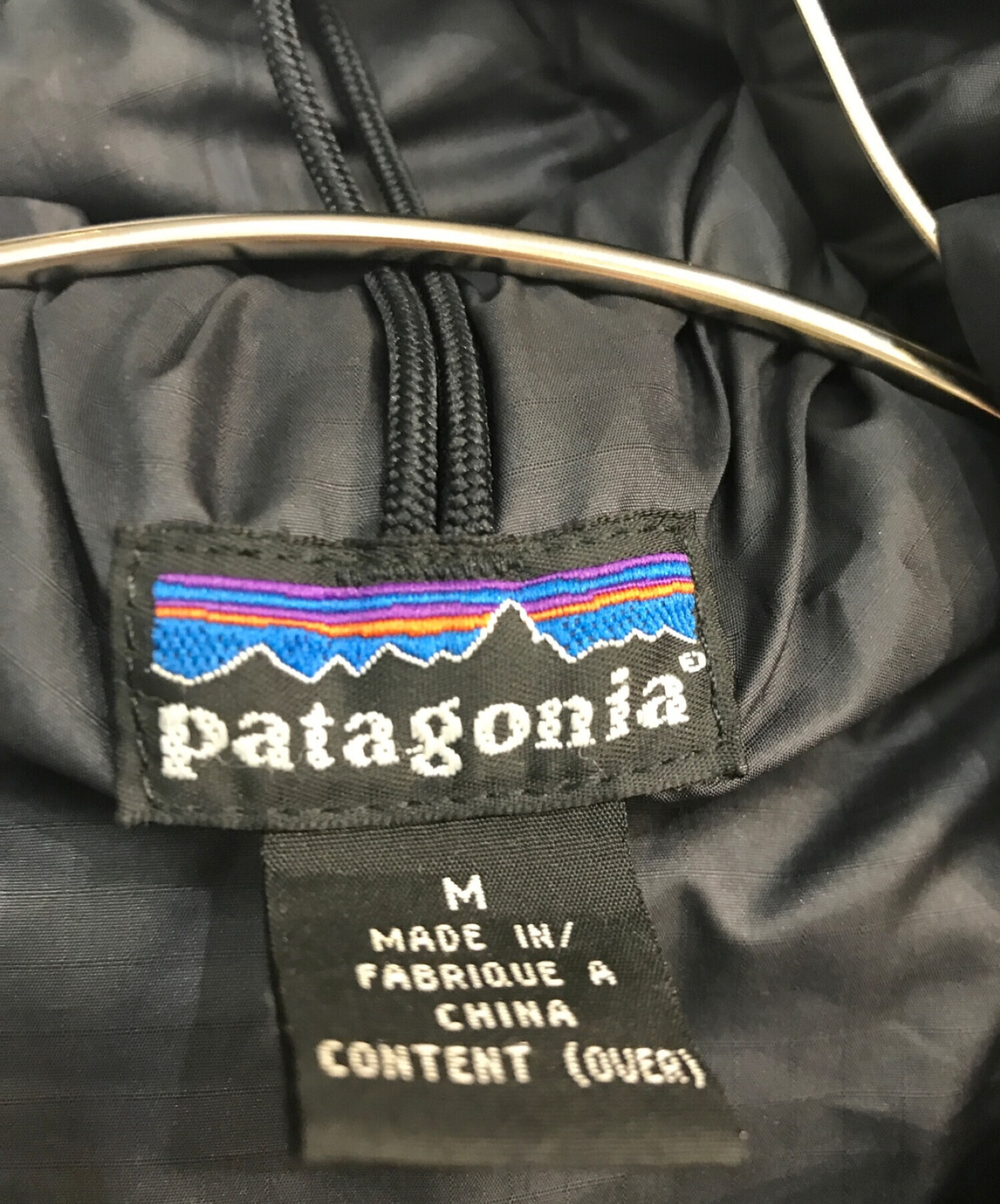 patagonia パタゴニア ダウンジャケット 2002年製 黒ドローコード付き
