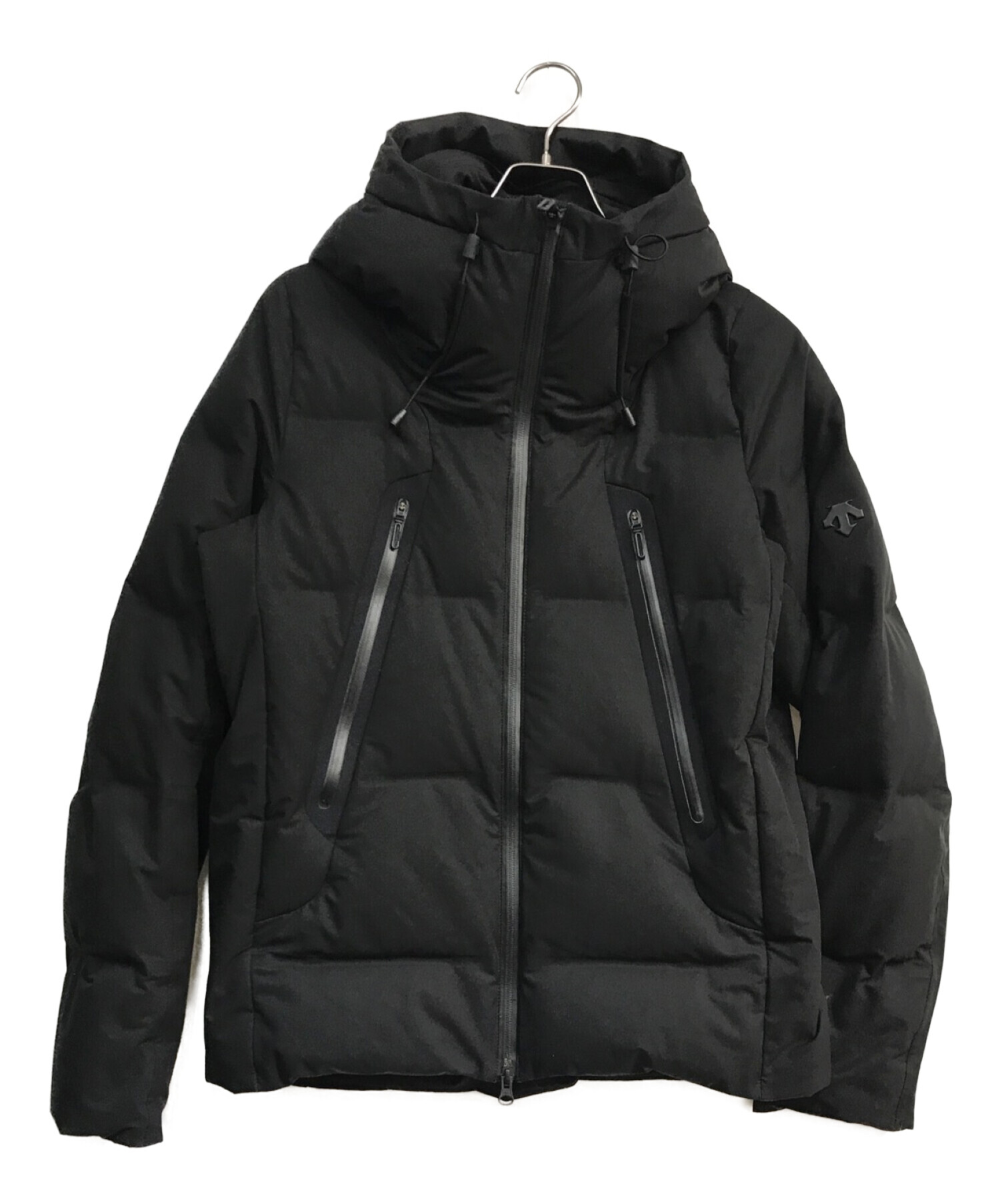 Descente ALLTERRAIN (デザイント オルテライン) MOUNTAINEER ダウンジャケット　DAMMGK30U　水沢ダウン  ブラック サイズ:Ｍ