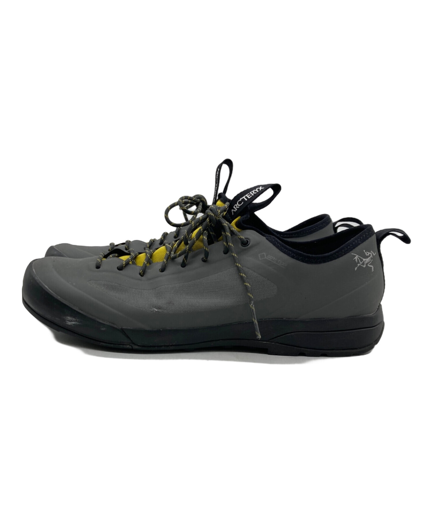 中古・古着通販】ARC'TERYX (アークテリクス) ローカットスニーカー Vibram 067884-303598 グレー×イエロー  サイズ:27cm｜ブランド・古着通販 トレファク公式【TREFAC FASHION】スマホサイト