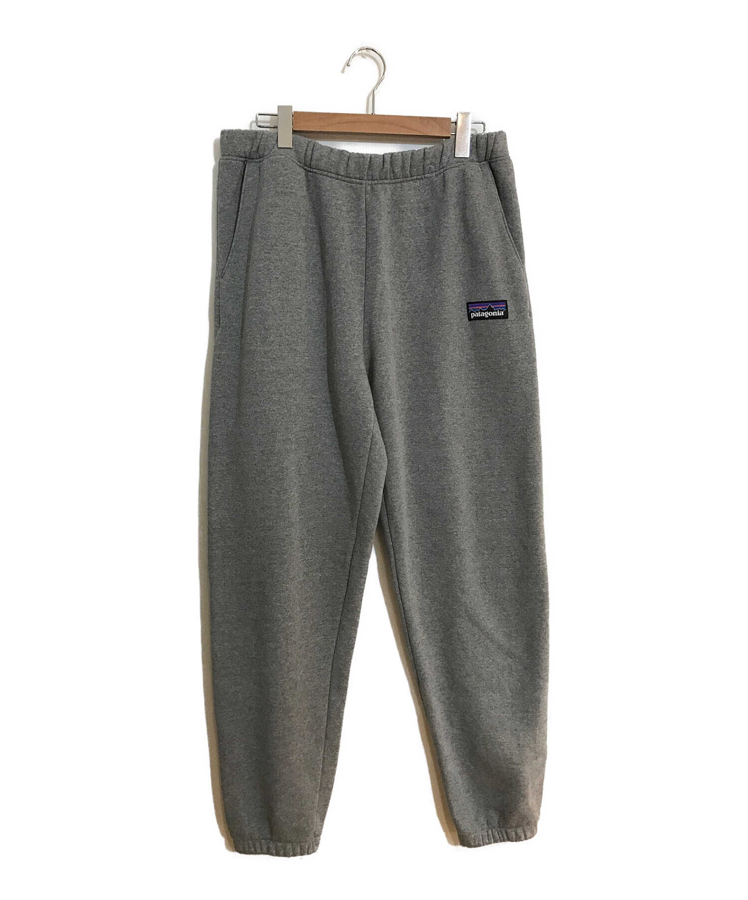 Patagonia (パタゴニア) P-6Label Uprisal Sweat Pants/P-6 ラベル アップライザル スウェットパンツ グレー  サイズ:L