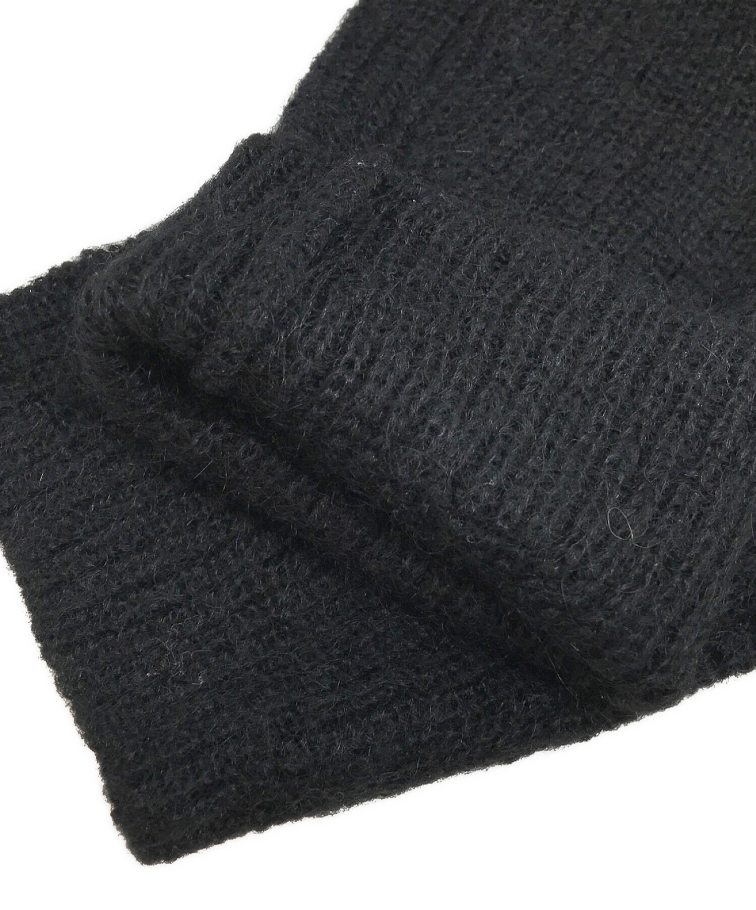 soduk スドーク drawing knit / black