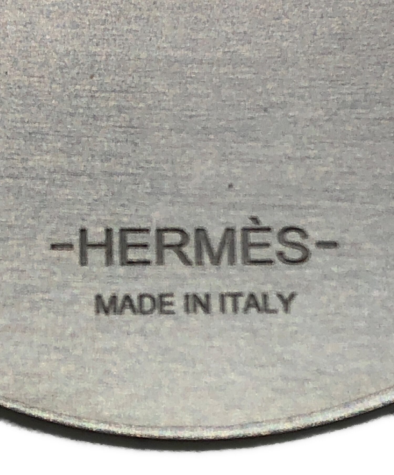 HERMES (エルメス) リヴァプール GMブローチ ベージュ