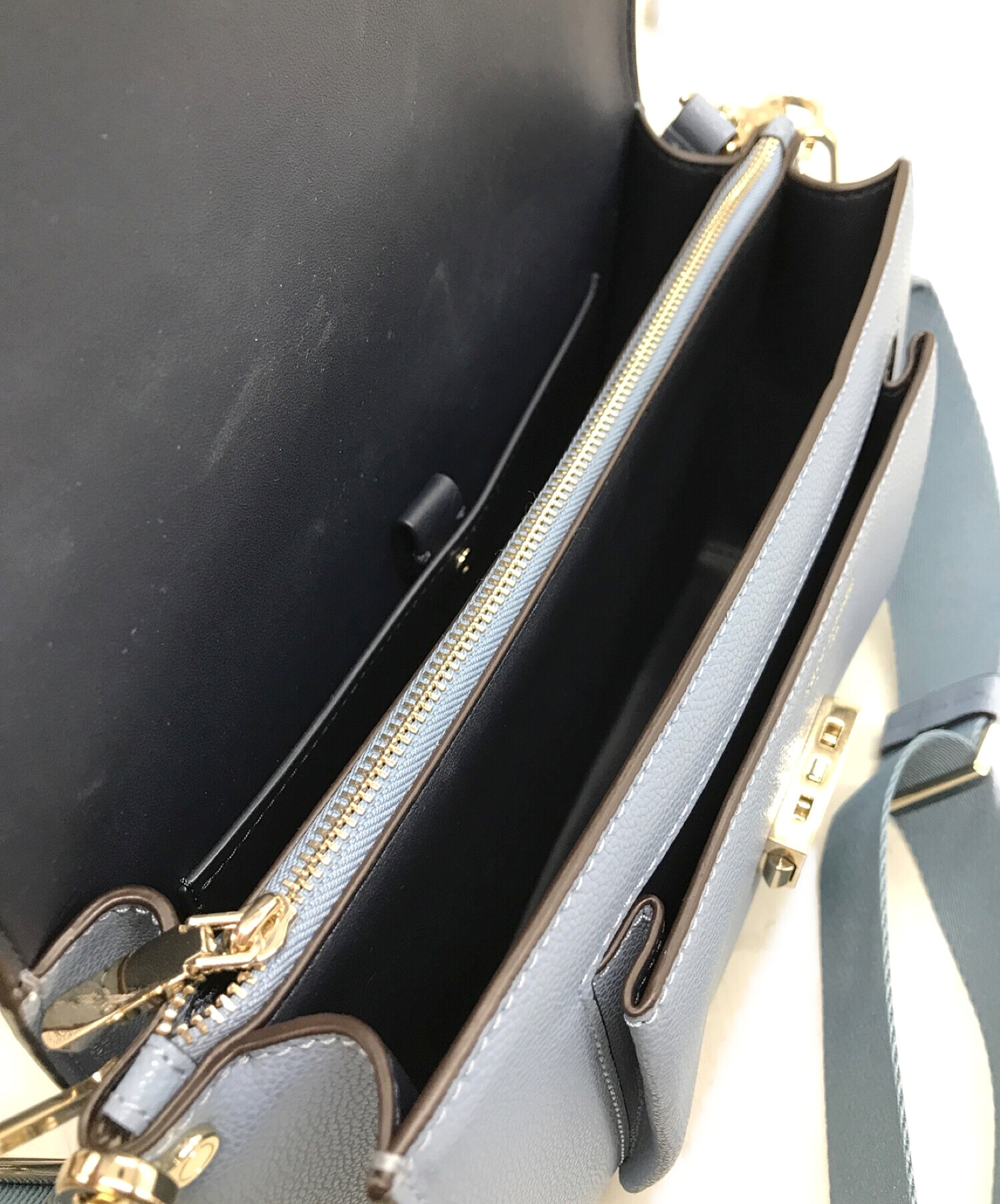 Kate Spade (ケイトスペード) Voyage Leather Medium Shoulder Bag/ボヤージュ レザー ミディアム  ショルダーバッグ MORNING SKY