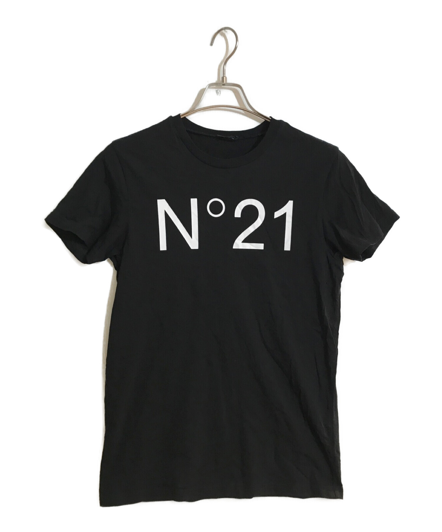 中古・古着通販】N°21 (ヌメロヴェントゥーノ) ロゴTシャツ ブラック ...