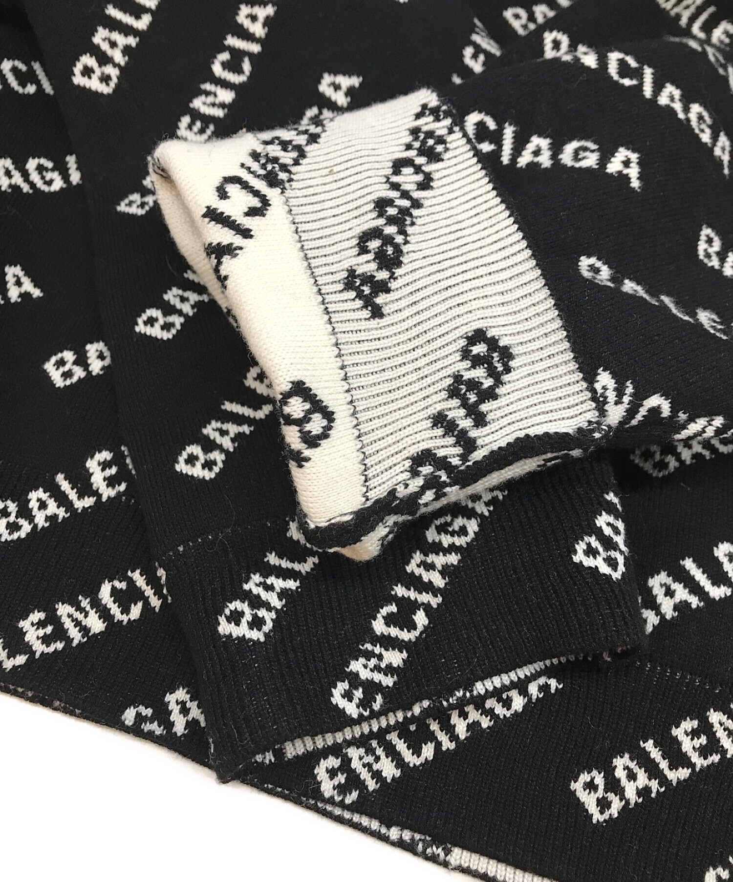 BALENCIAGA (バレンシアガ) ロゴ総柄ニット ブラック サイズ:XS