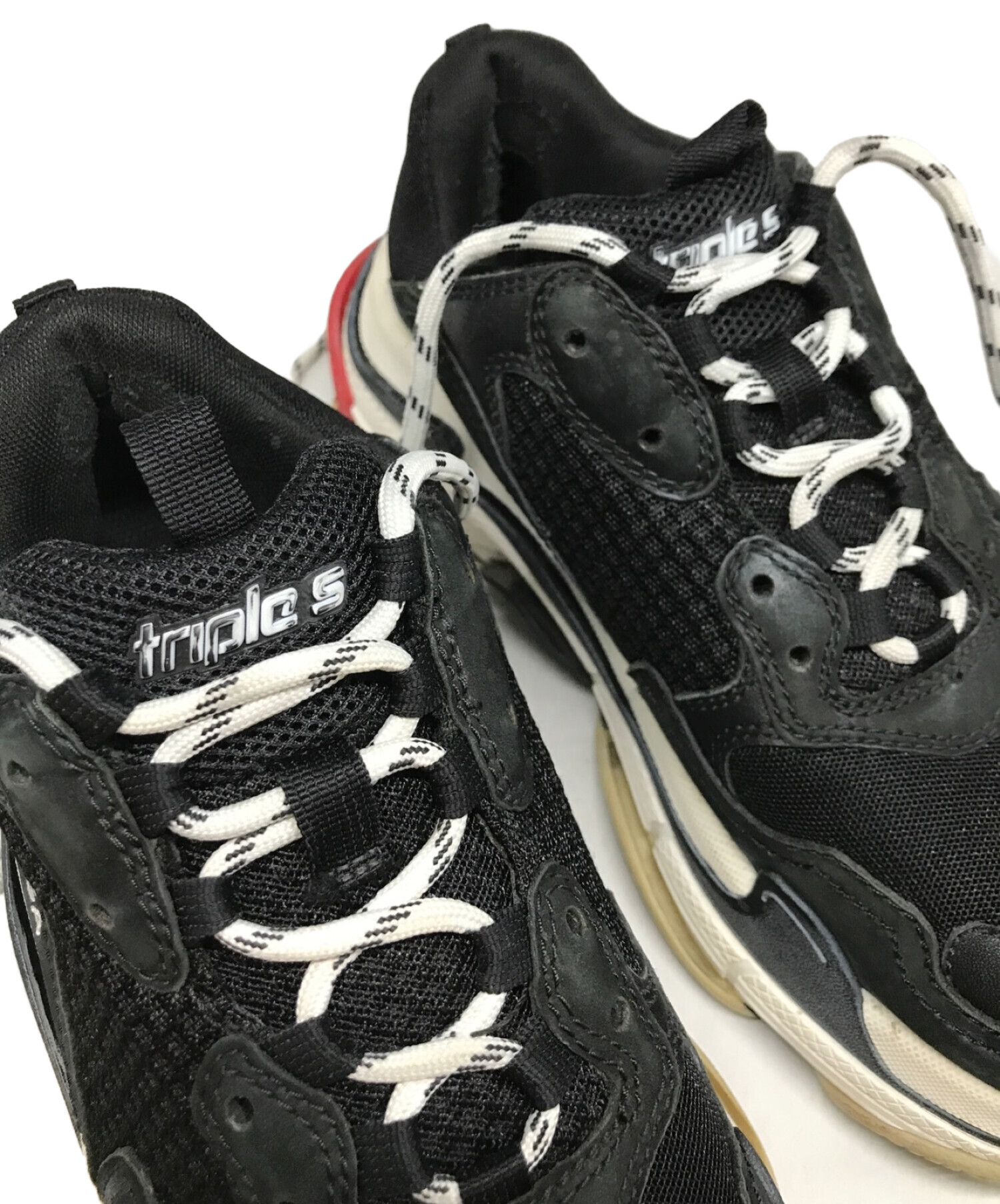 中古・古着通販】BALENCIAGA (バレンシアガ) TRIPLE S ブラック×レッド サイズ:40｜ブランド・古着通販  トレファク公式【TREFAC FASHION】スマホサイト