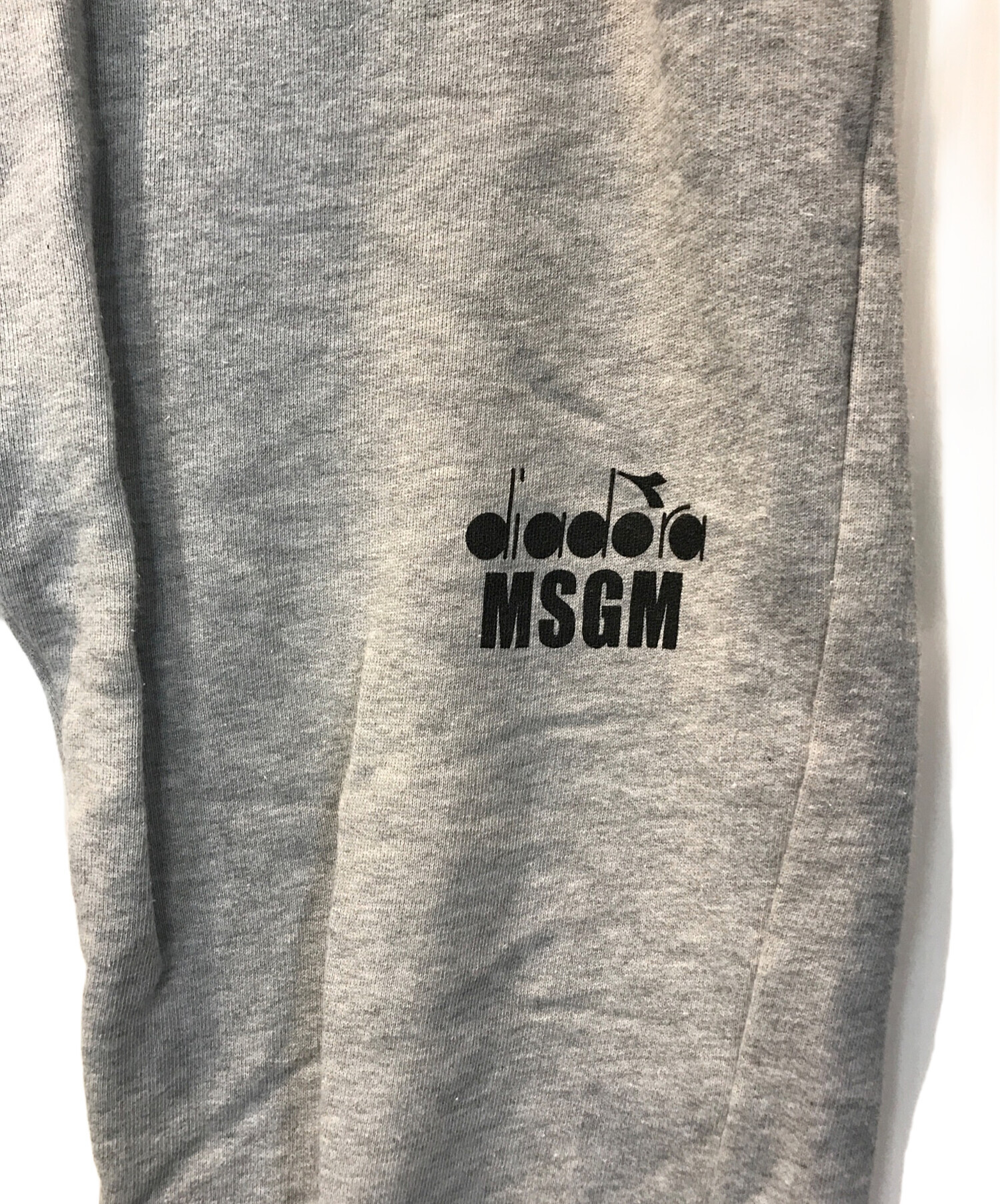 MSGM (エムエスジーエム) DIADORA (ディアドラ) スウェットパンツ グレー サイズ:S