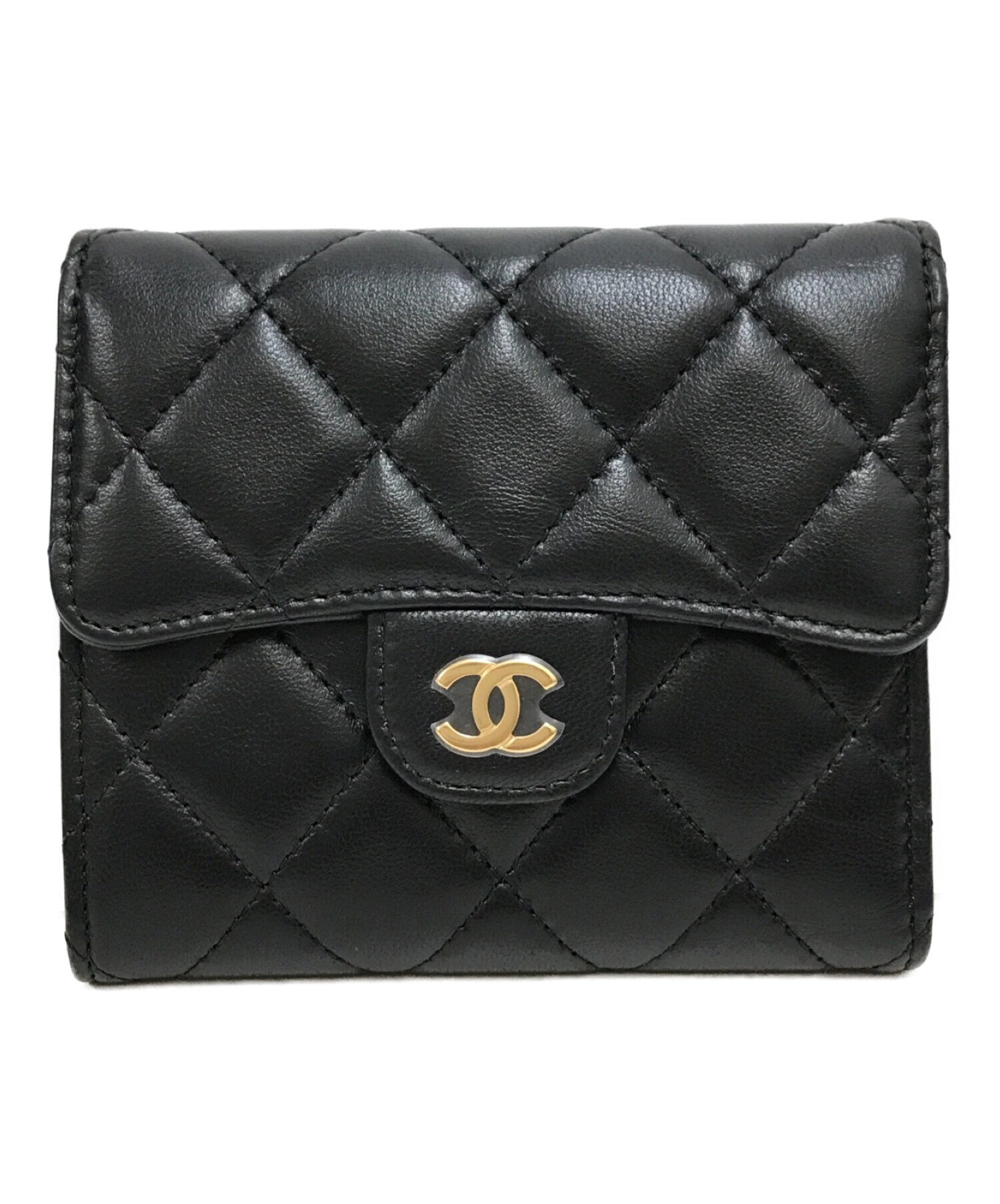 中古・古着通販】CHANEL (シャネル) マトラッセラムスキン三つ折り財布