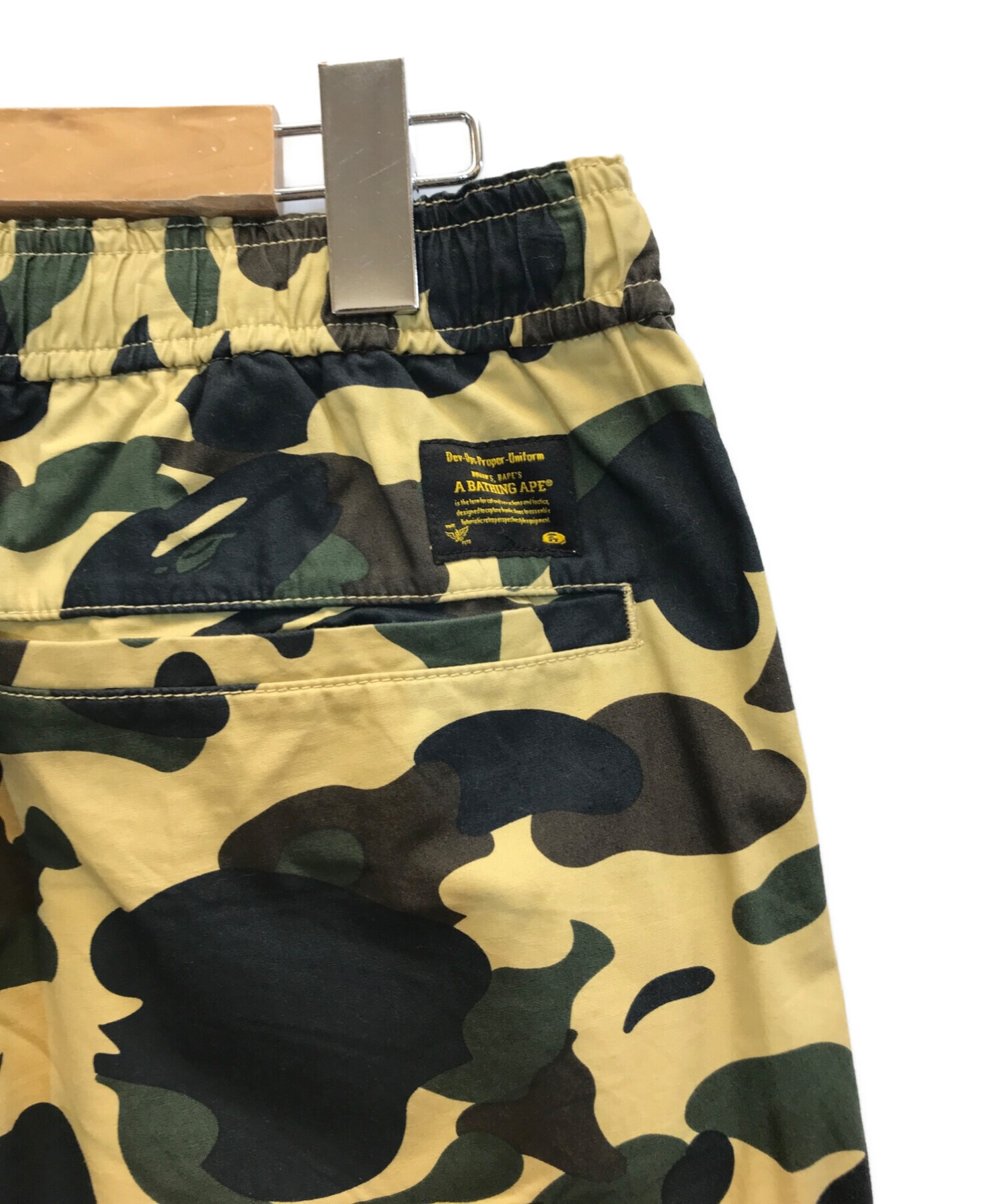 A BATHING APE (ア ベイシング エイプ) 1ST CAMO SHORTS ファーストカモショートパンツ カモ柄パンツ ベージュ サイズ:L