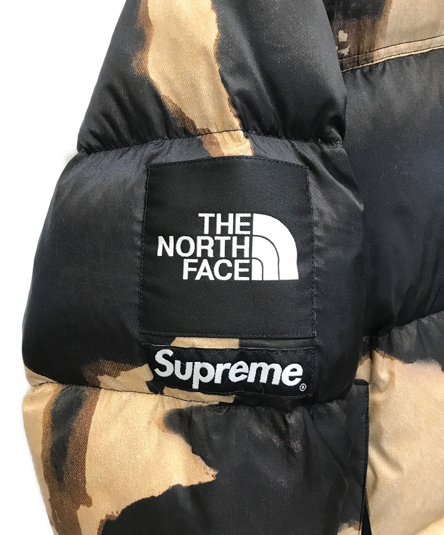 SUPREME×THE NORTH FACE (シュプリーム × ザノースフェイス) Bleached Denim Print Nuptse  Jacket　ブリーチドデニムプリントヌプシジャケット　ダウンジャケット ブラック サイズ:XL