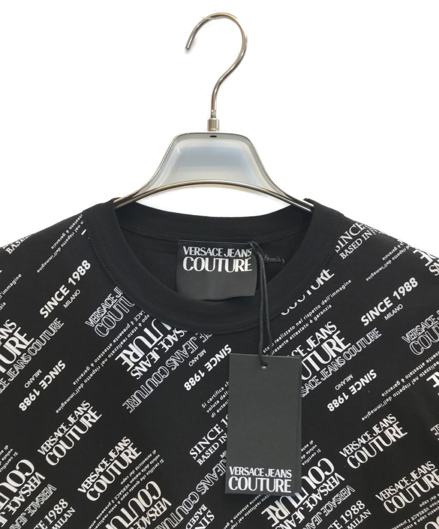 VERSACE JEANS COUTURE (ヴェルサーチ ジーンズクチュール) ロゴプリントクルーネックTシャツ ブラック サイズ:M