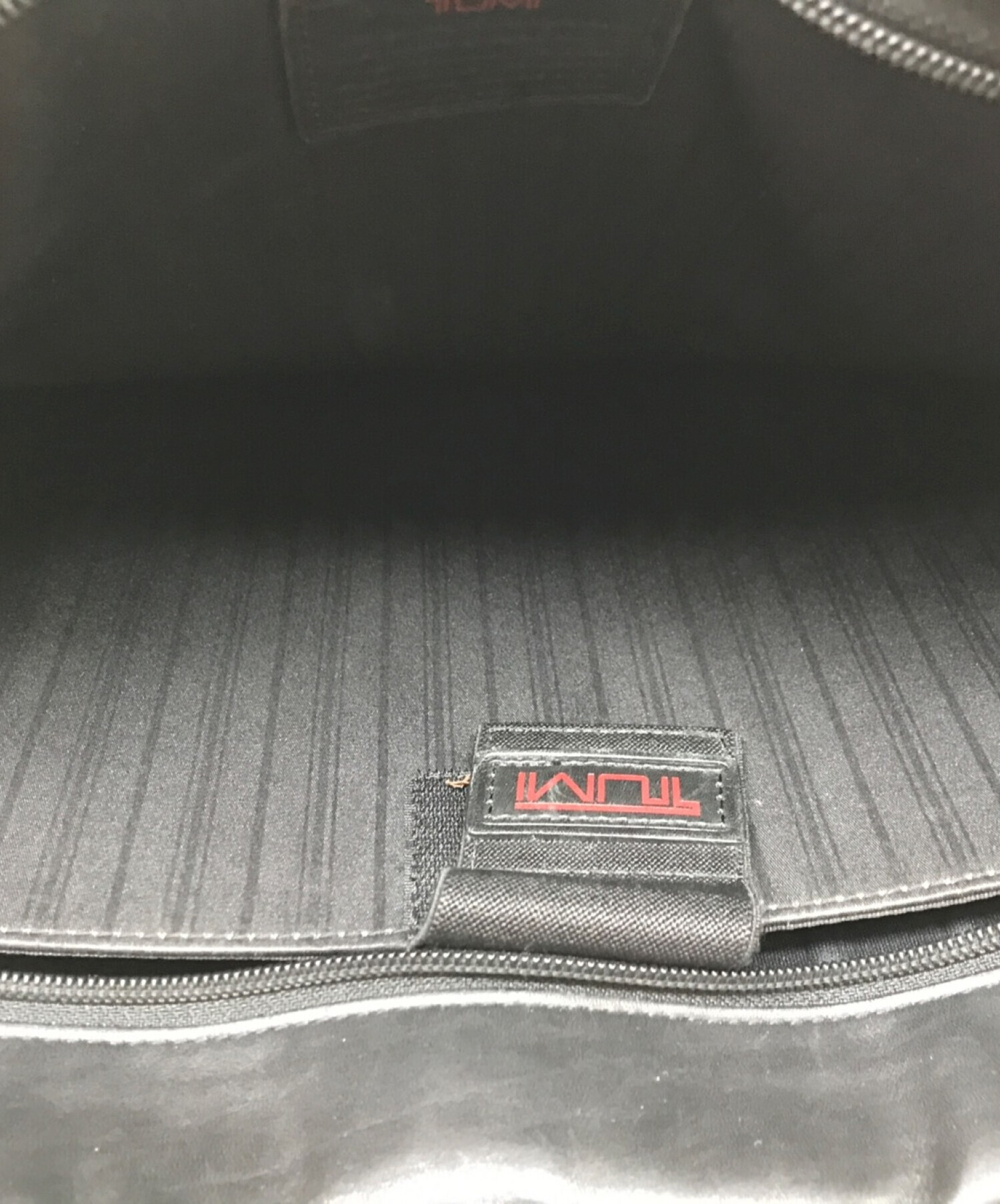 中古・古着通販】TUMI (トゥミ) レザー・エッセンシャル・コンピュータ