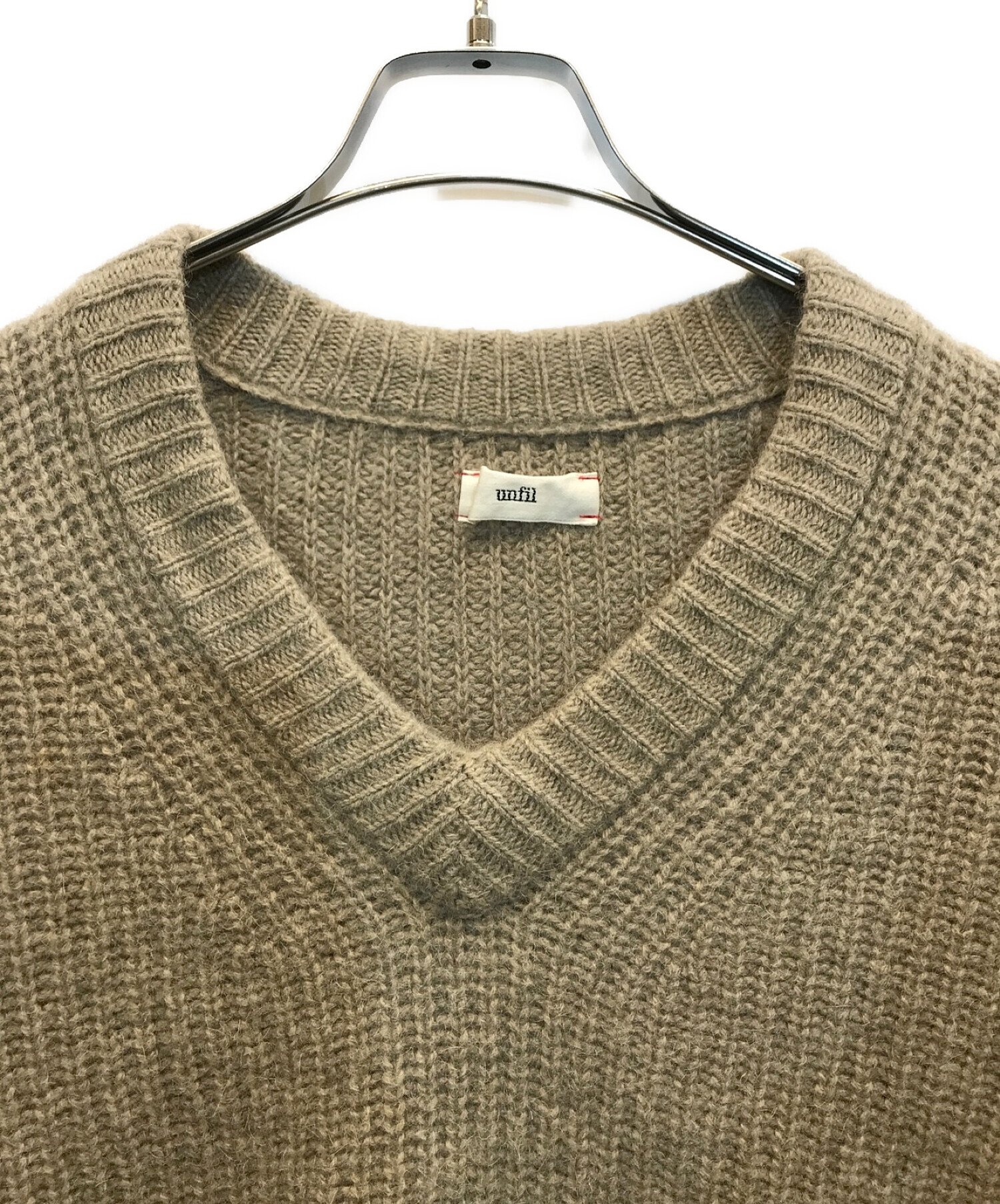 中古・古着通販】UNFIL (アンフィル) boiled camel V-neck sweater Vネックニット ベージュ  サイズ:5｜ブランド・古着通販 トレファク公式【TREFAC FASHION】スマホサイト