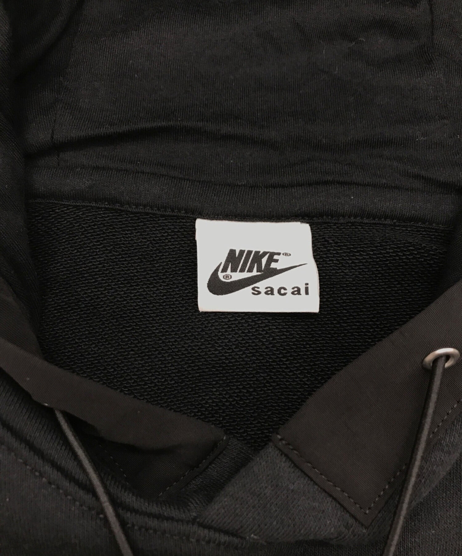 中古・古着通販】NIKE (ナイキ) sacai (サカイ) Hello Sacai限定カスタムプルオーバーパーカー ブラック  サイズ:2｜ブランド・古着通販 トレファク公式【TREFAC FASHION】スマホサイト