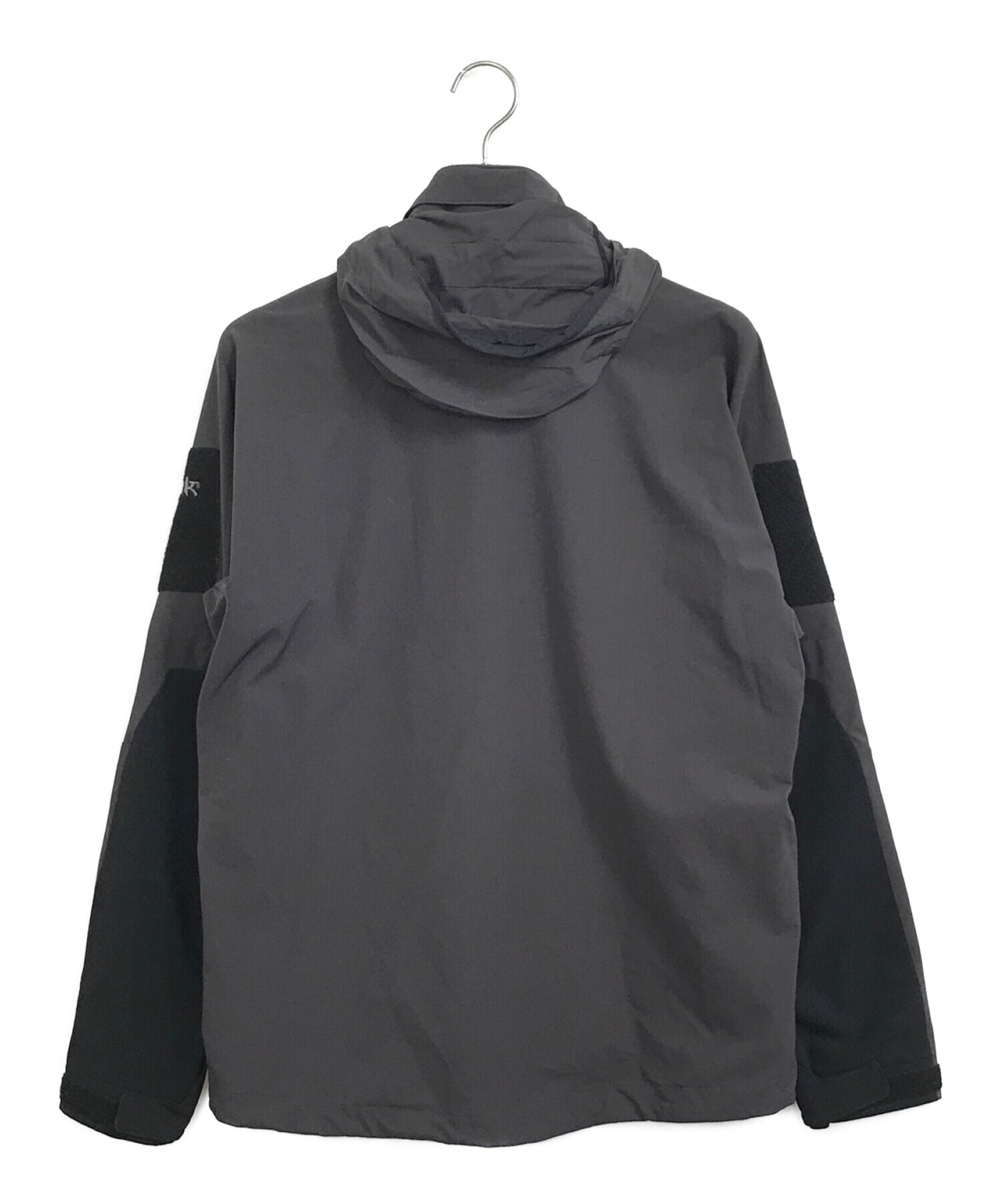 tilak (ティラック) TACTICAL LINE NOSHAQ MIG JACKET グレー サイズ:XS