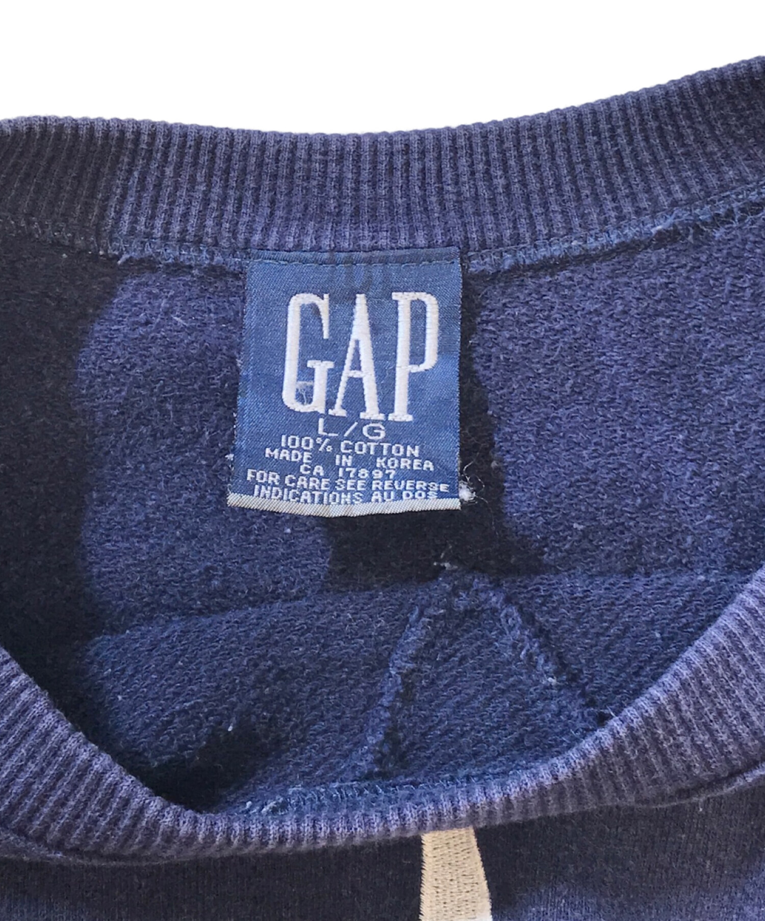 中古・古着通販】GAP (ギャップ) 前Vロゴ刺繍スウェット ブラウン