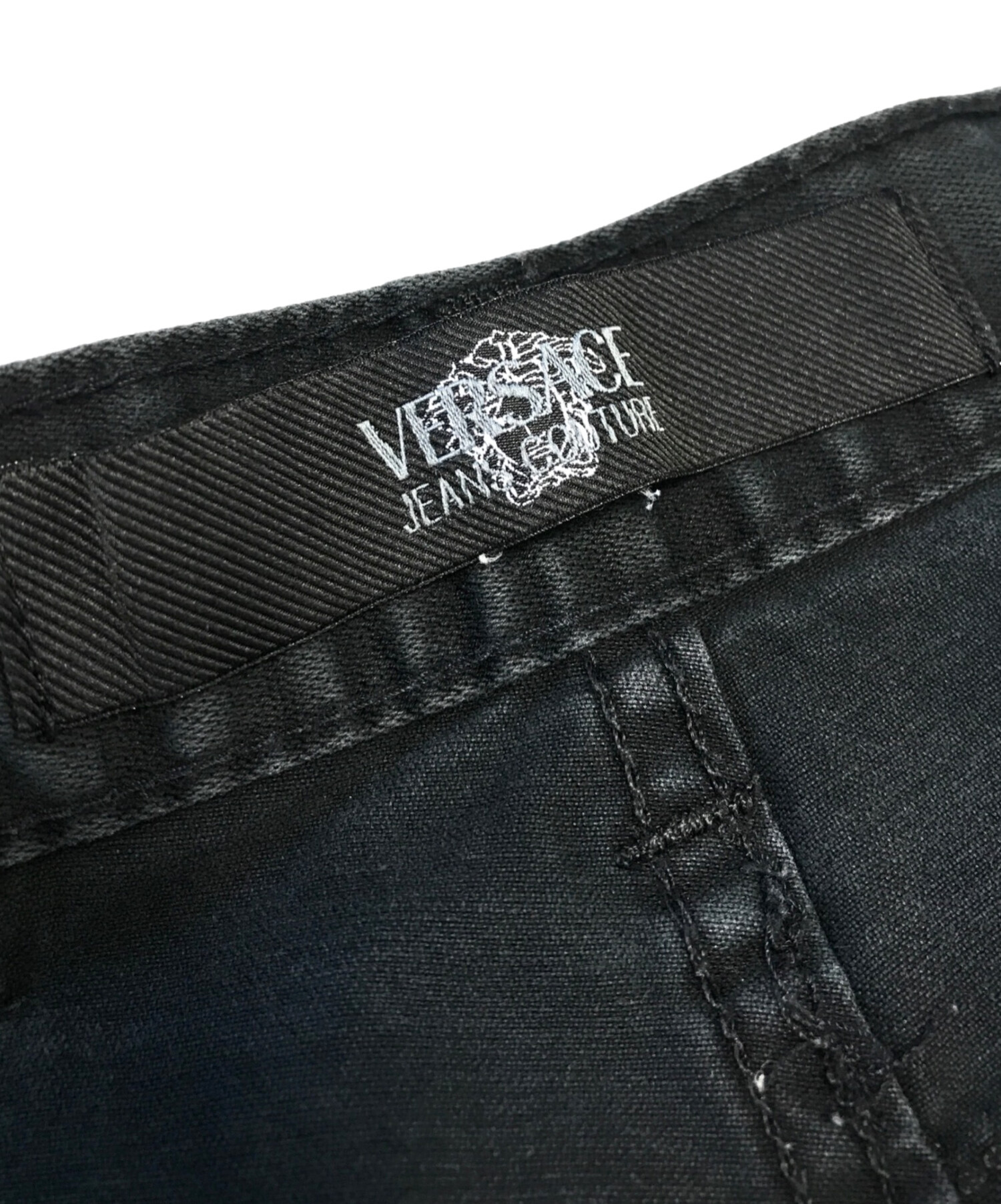 中古・古着通販】VERSACE JEANS COUTURE (ヴェルサーチ ジーンズクチュール) デニムパンツ ブラック  サイズ:32×46｜ブランド・古着通販 トレファク公式【TREFAC FASHION】スマホサイト